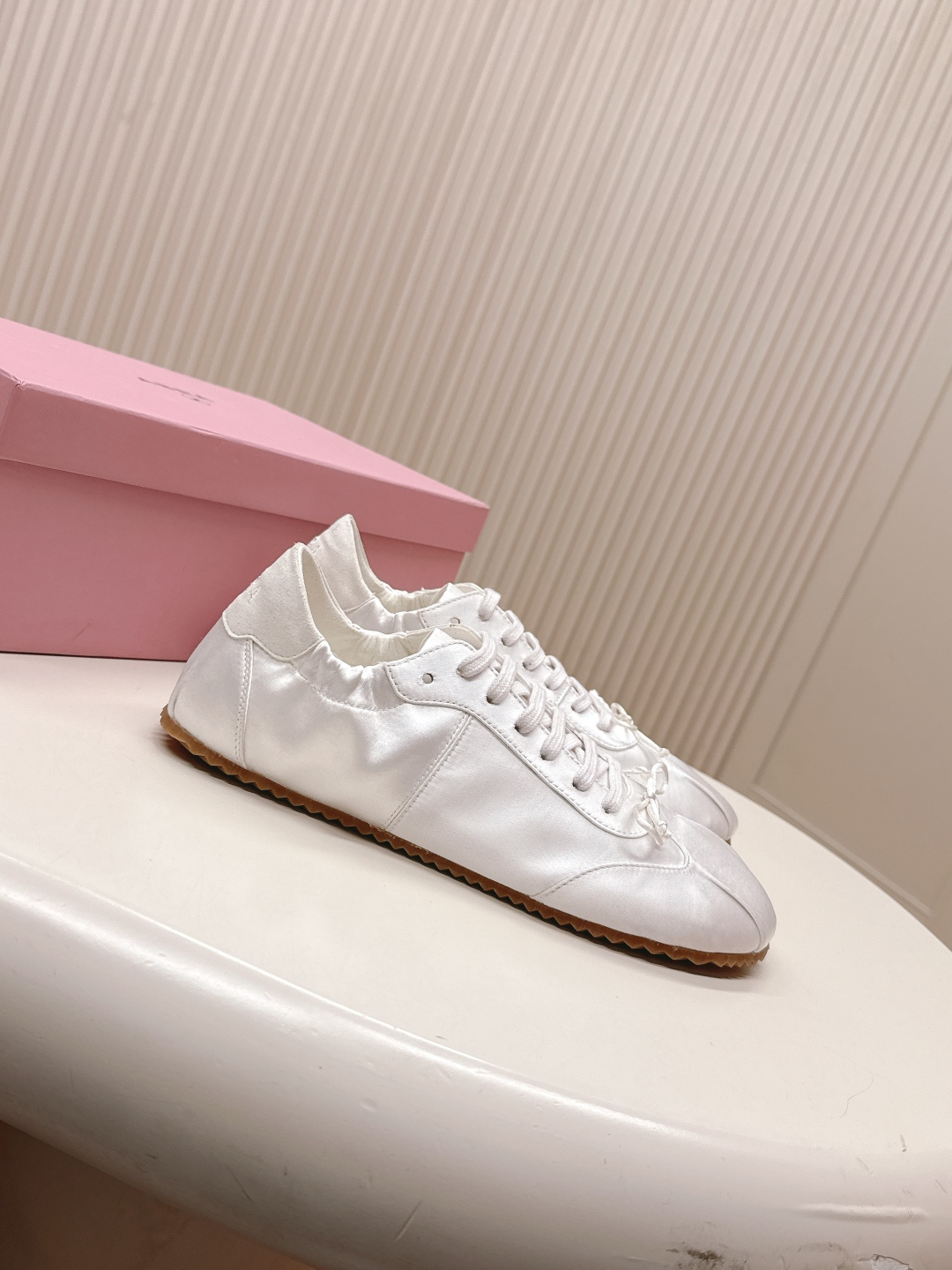 Stylish Ballet Shoes in Real Silk and Skin for Spring and Summer Fashion - 图片 3