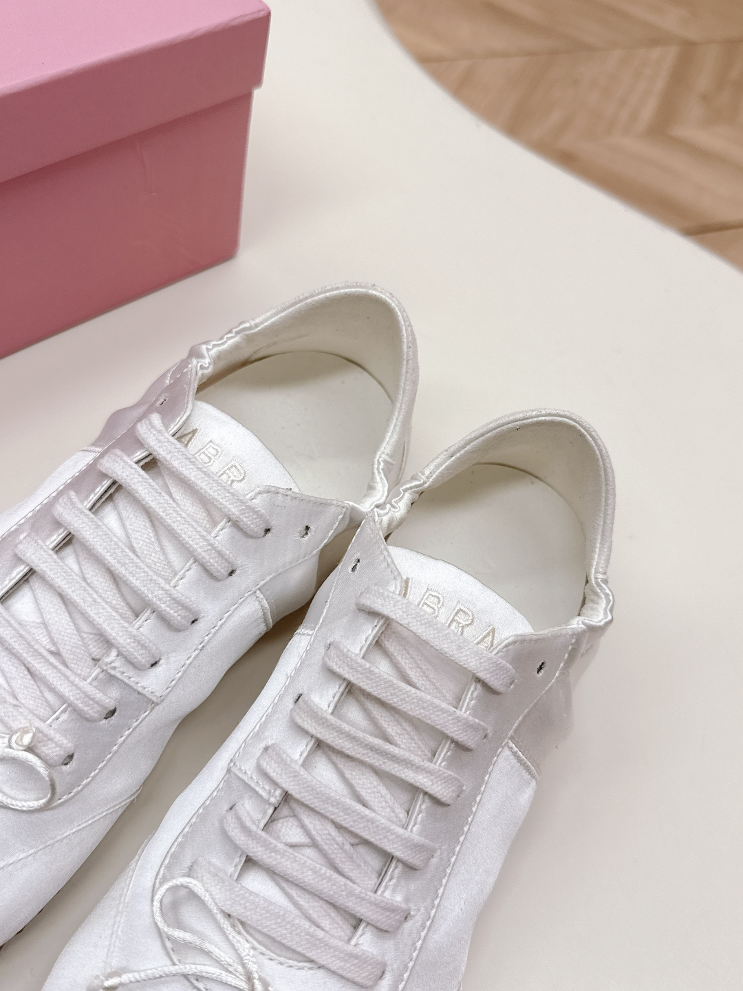 Stylish Ballet Shoes in Real Silk and Skin for Spring and Summer Fashion - 图片 8