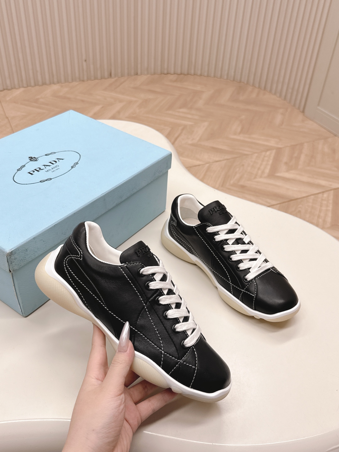 Prada 25SS Leather Sneakers - Stylish, Comfortable, and Breathable Design 2 cmp i1745222904551 9019 0 4