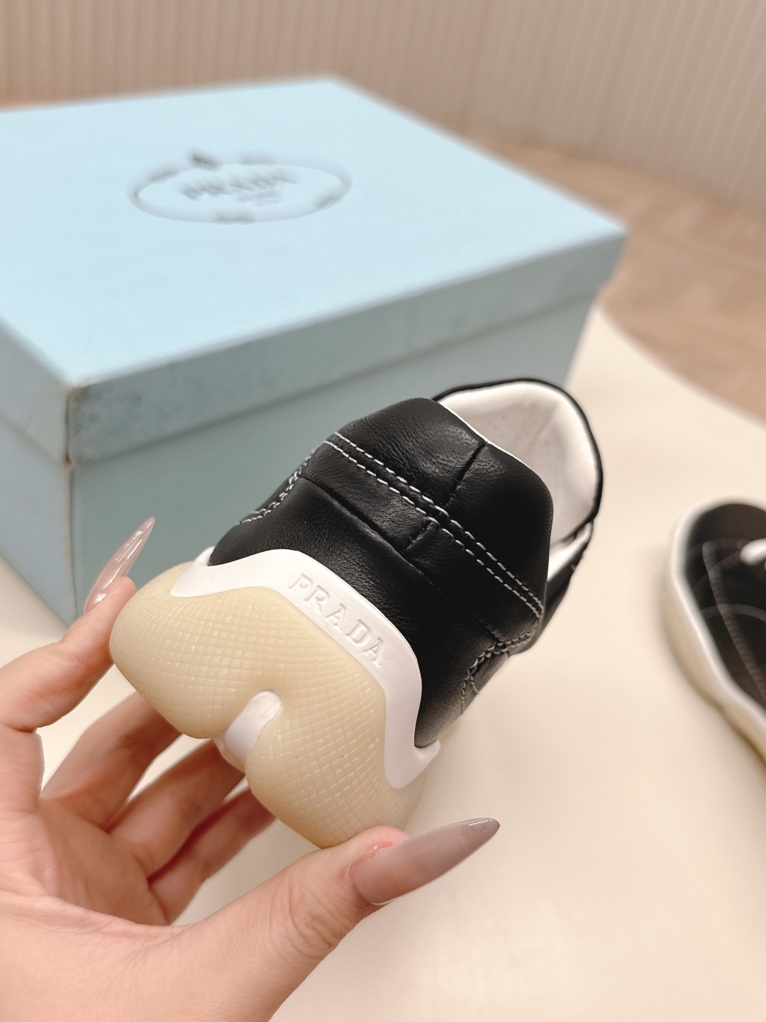 Prada 25SS Leather Sneakers - Stylish, Comfortable, and Breathable Design 8 cmp i1745222906931 8187 0 6