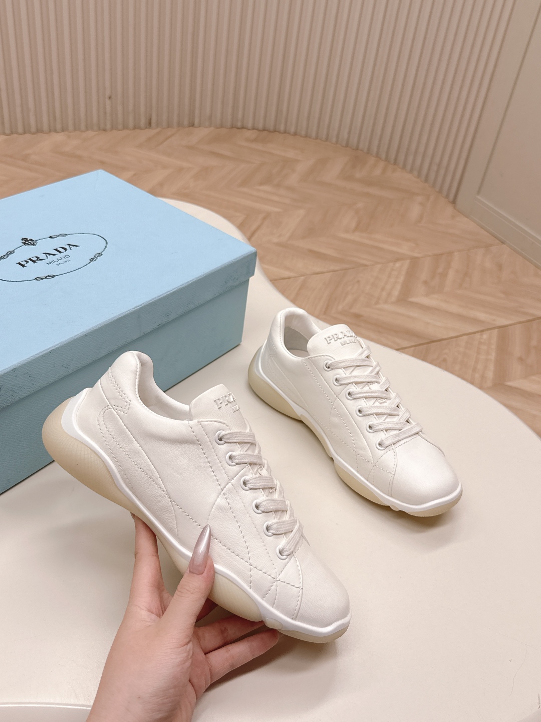 Prada 25SS Women's Leather Sneakers, White, Fashionable, Comfortable and Breathable 1 Prada 25SS Women's Leather Sneakers, White, Fashionable, Comfortable and Breathable