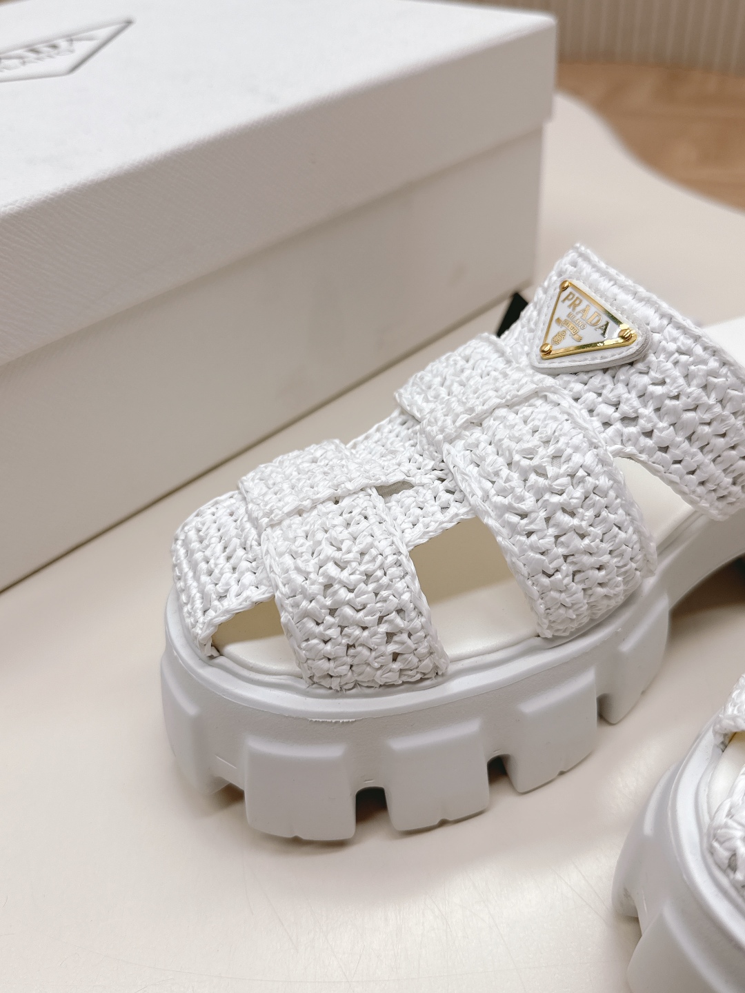 Prada White Woven Raffia Platform Sandals Iconic Logo Summer Style 7 cmp i1746106574450 3970 0 5