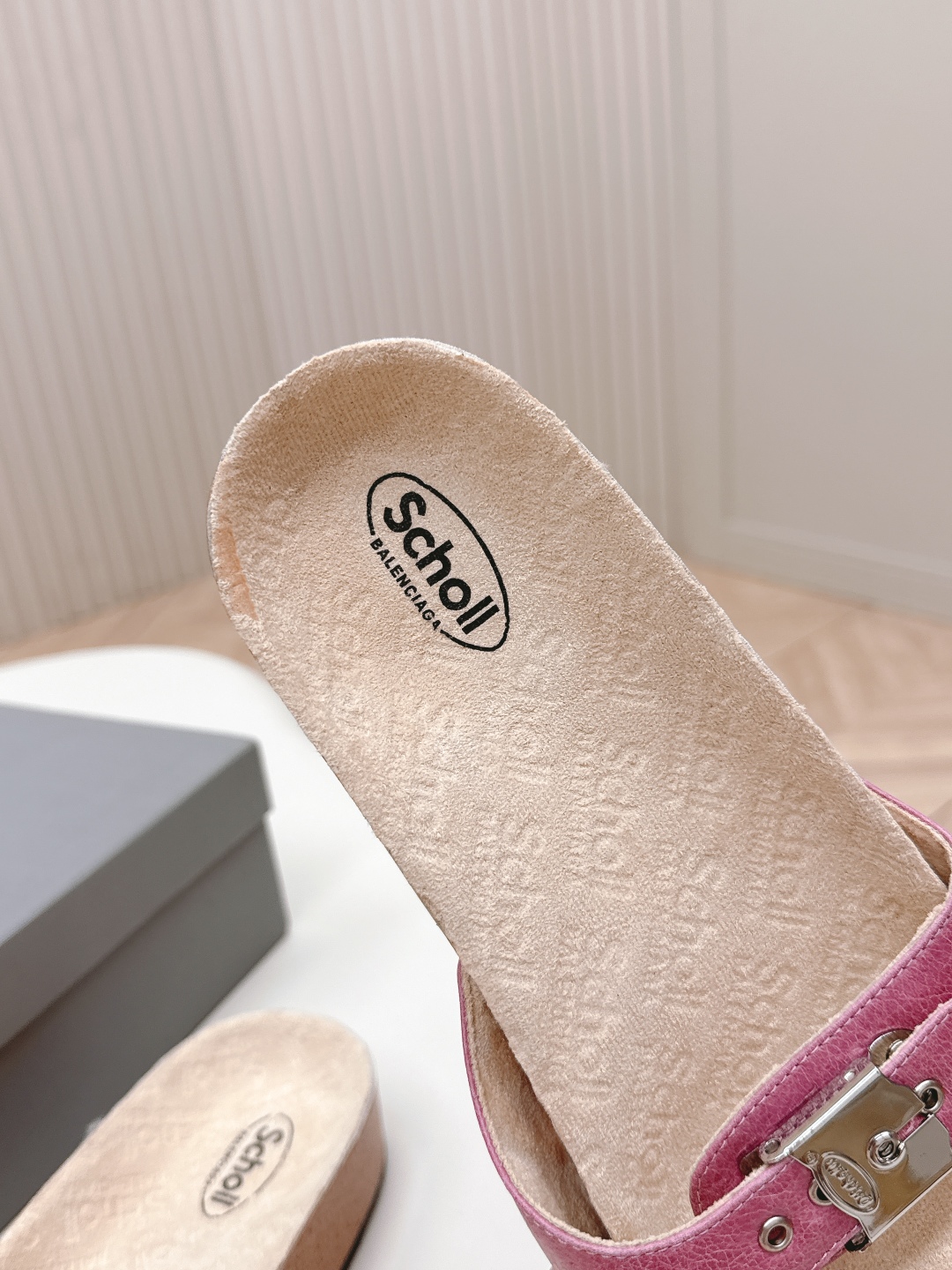 Balenciaga Women's Pink Leather Cork Platform Buckle Slide Sandals 8 cmp i1746108659251 7973 0 6