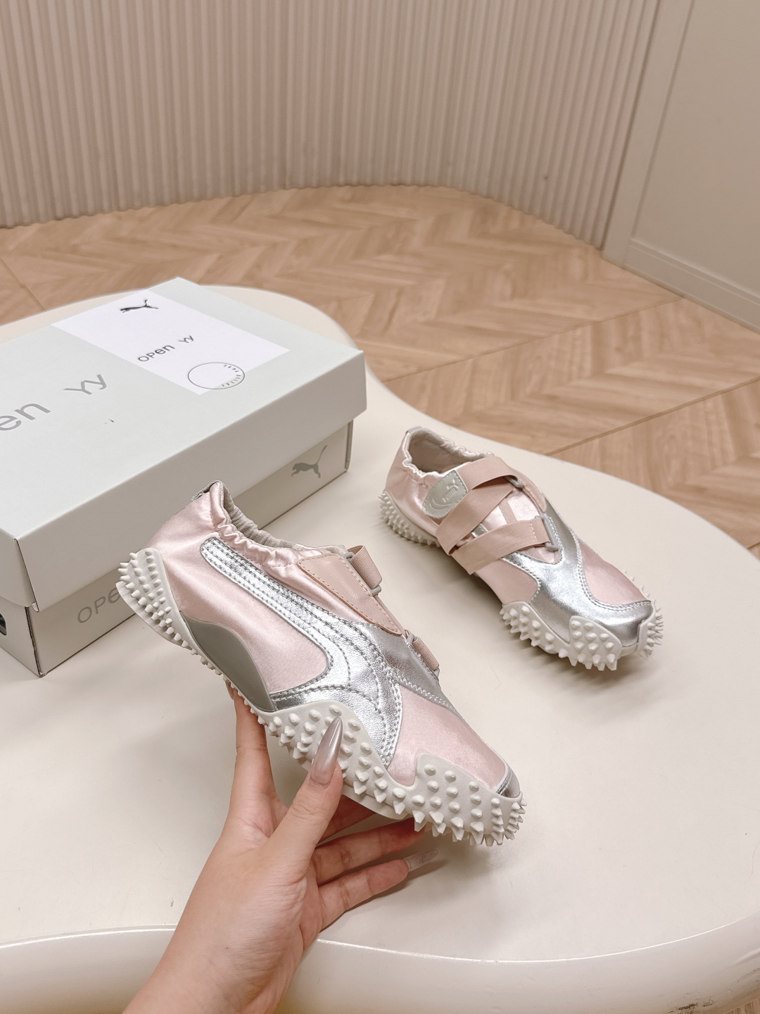 PUMA Mostro Power & Grace: Fairy-Inspired Spring Shoes for Comfort and Style - 图片 5