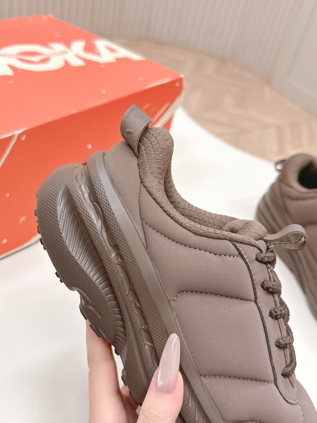 Marni X Hoka Joint Sports Shoes: Comfortable, Stylish, Lightweight, and Trendy Collaboration - 图片 7