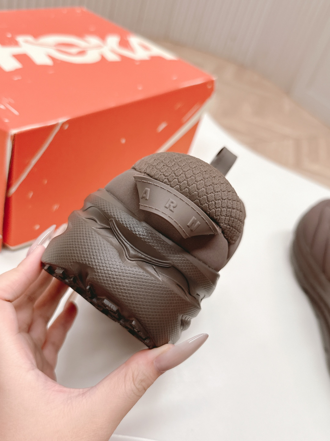 Marni X Hoka Joint Sports Shoes: Comfortable, Stylish, Lightweight, and Trendy Collaboration - 图片 8