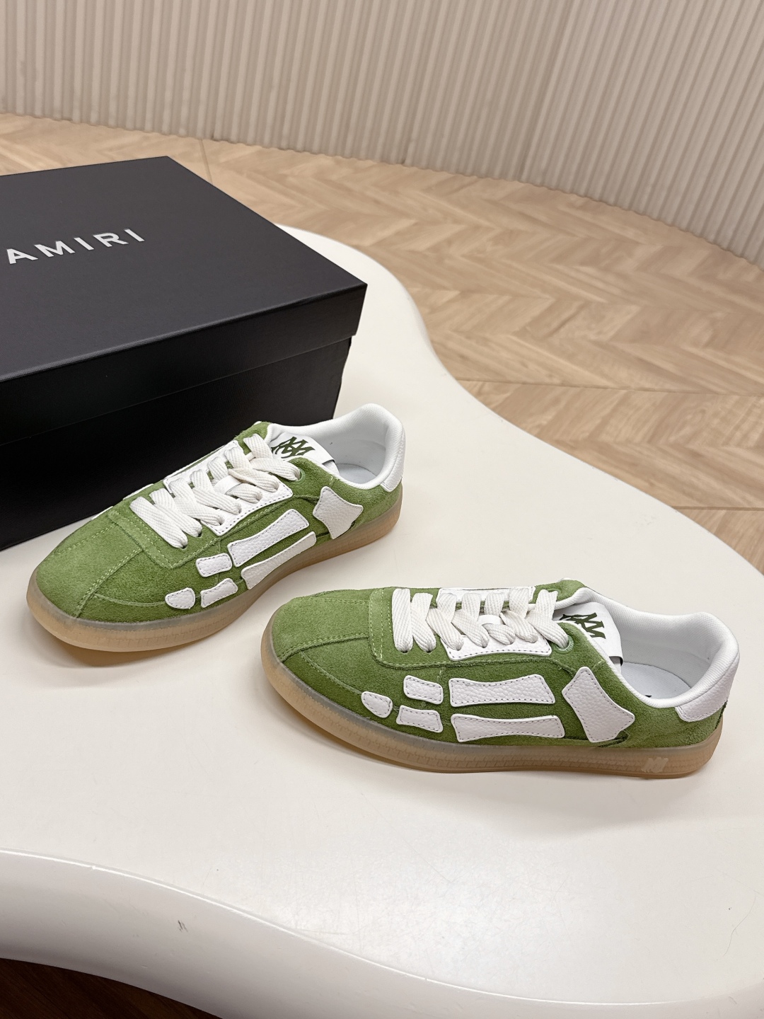 New 2025 AMRI Elmi Bone Boots: Classic Fashion with Bone Patterns - 图片 1