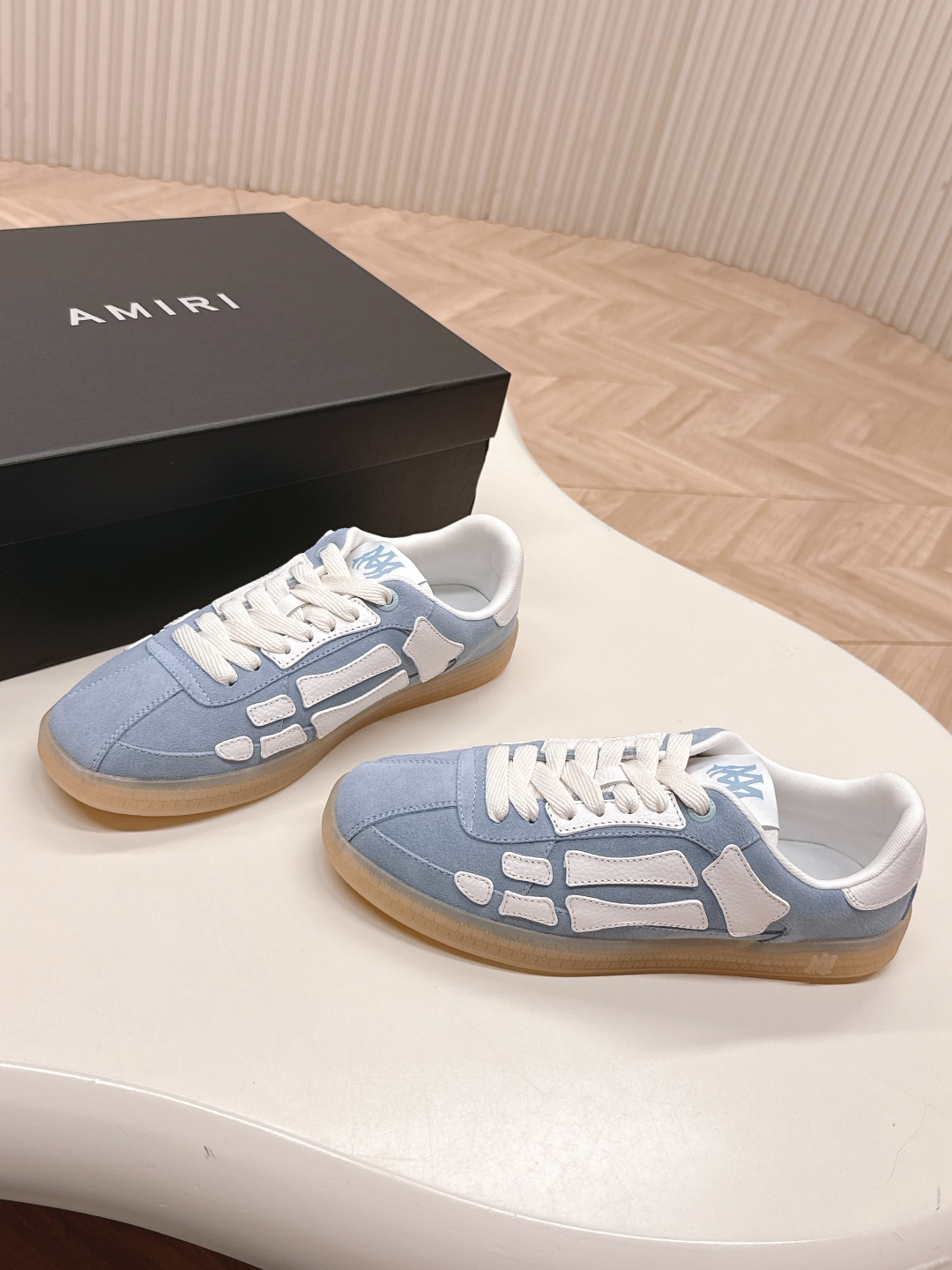 New 2025 AMRI Elmi Bone Boots: Classic Fashion with Bone Patterns - 图片 3