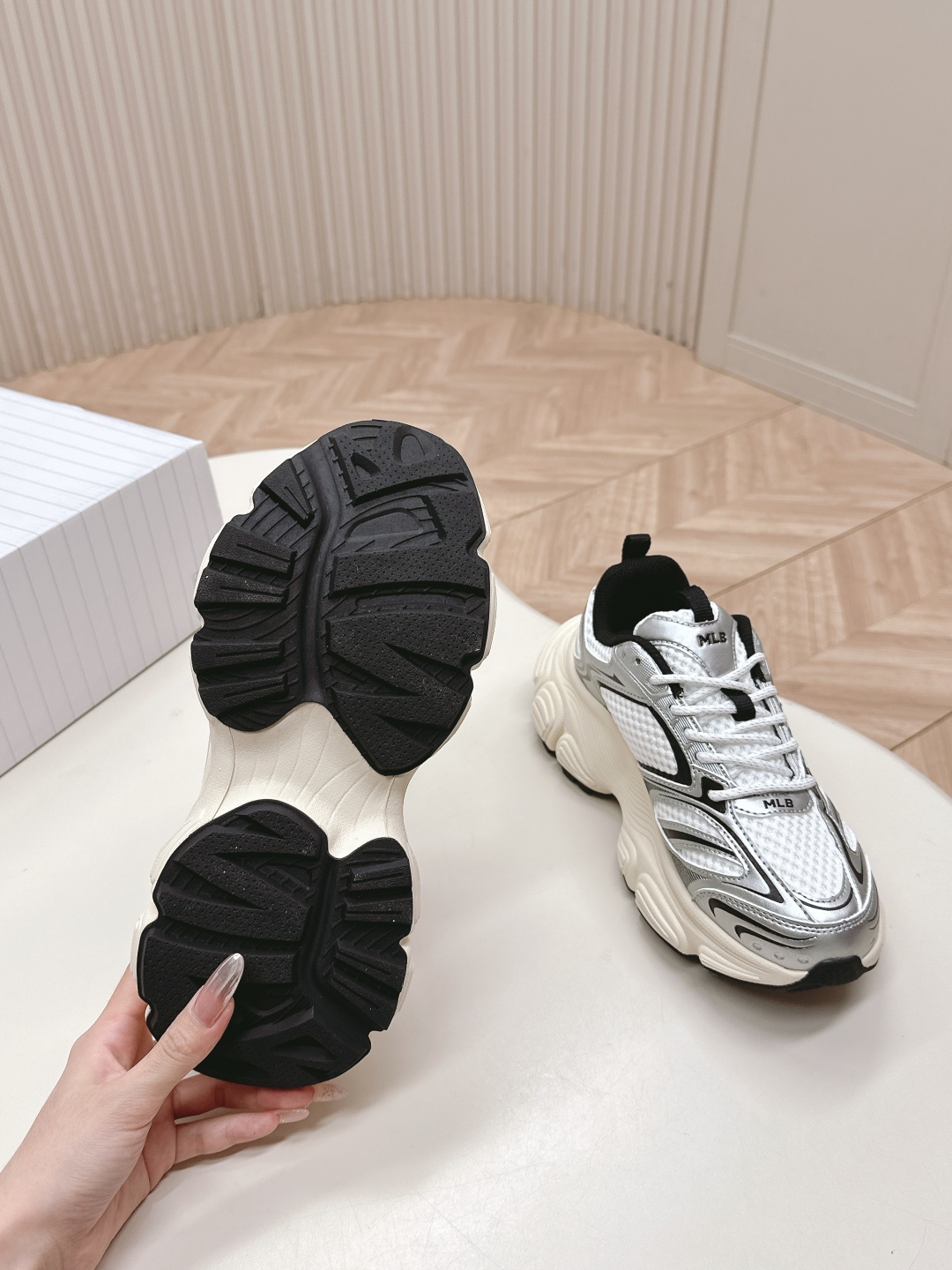 Trendy MLB 25s: Sable Dad Shoes for Fashionable Comfort and Style - 图片 6