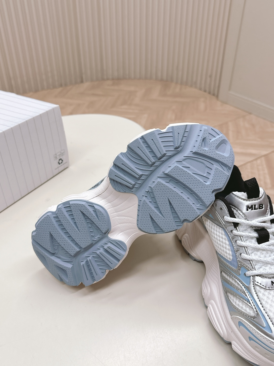 Trendy MLB 25s: Saber Dad Shoes for Fashionable Comfort - 图片 7