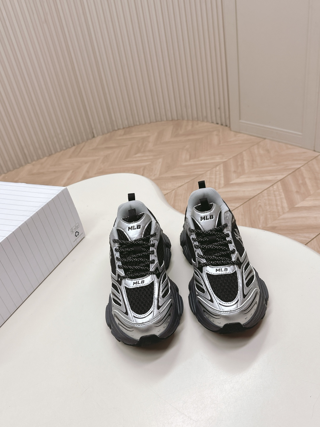 Trendy MLB 25s: Sable Dad Shoes for Fashionable Comfort and Style - 图片 3