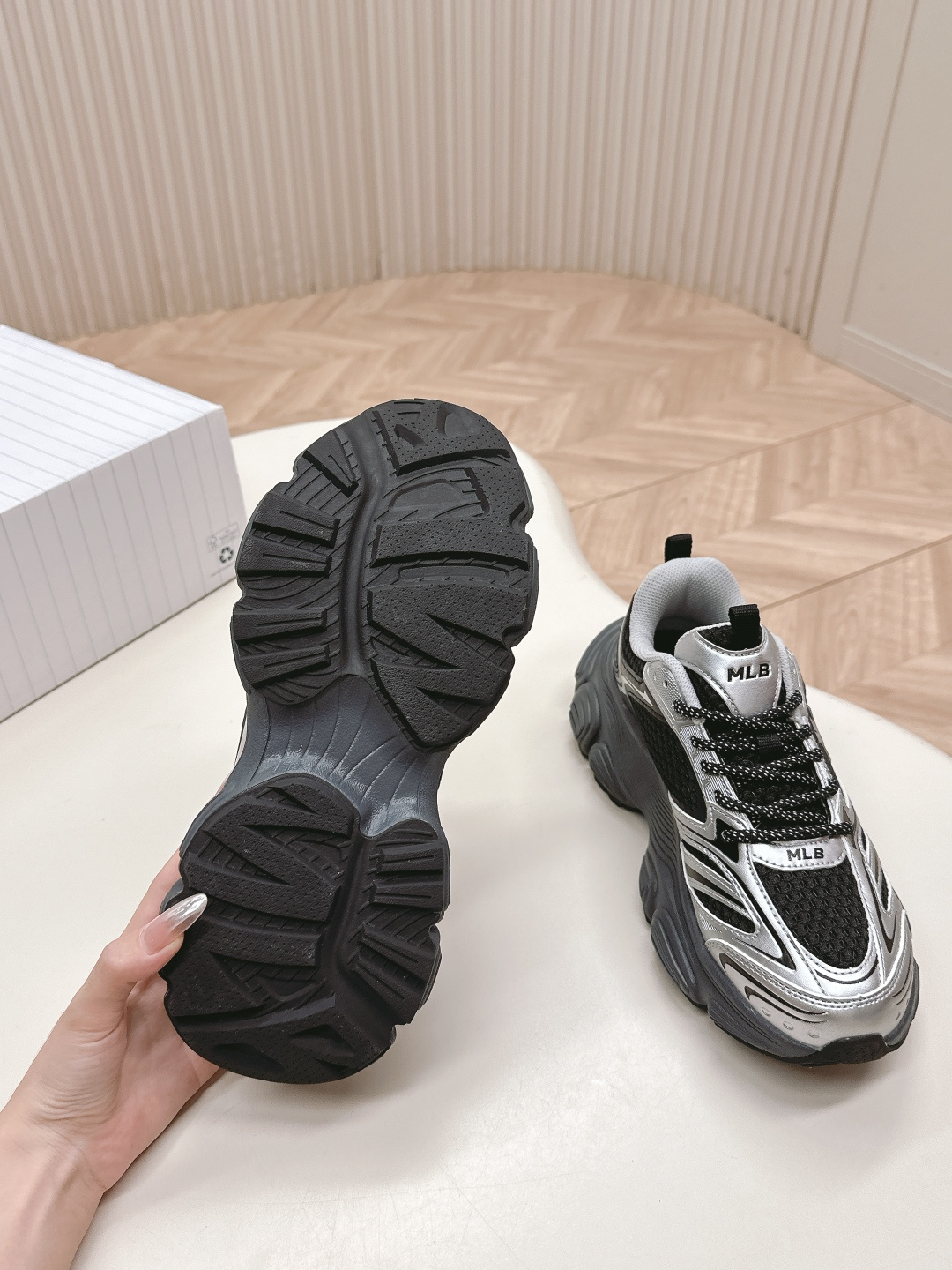 Trendy MLB 25s: Sable Dad Shoes for Fashionable Comfort and Style - 图片 7