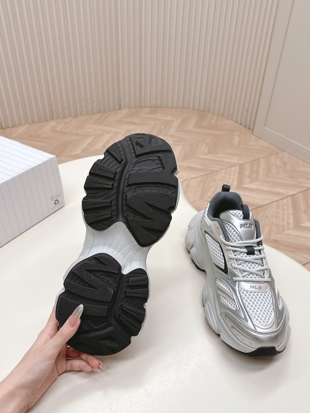 Trendy MLB 25s: Sable Dad Shoes, Fashionable and Comfortable Leisure Shoes - 图片 9