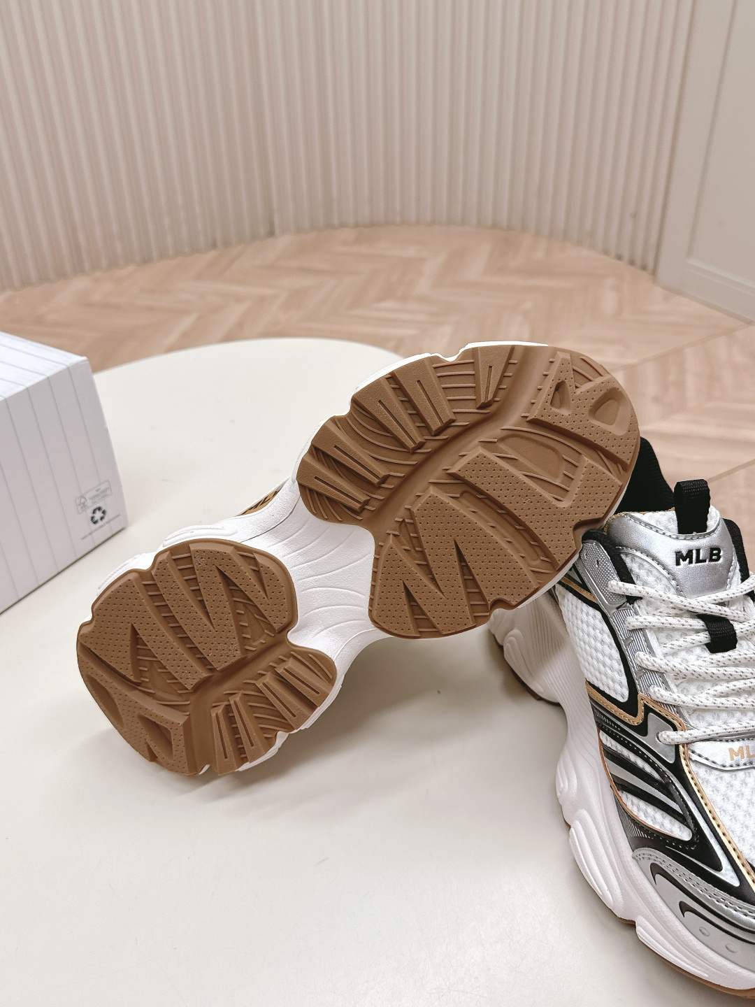 Trendy MLB 25s: New Sable Dad Shoes for Fashion and Comfort - 图片 4