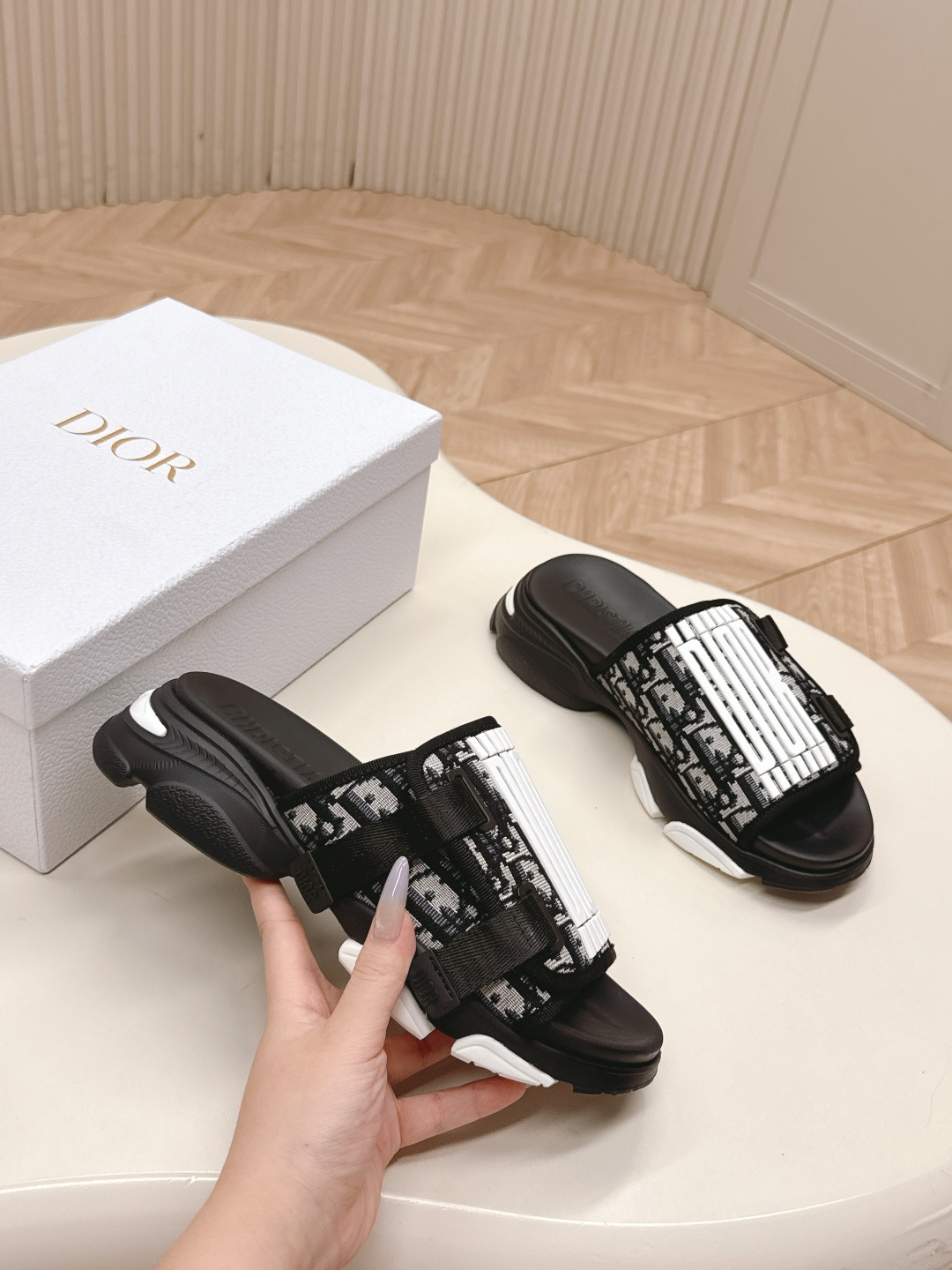 Dior Dior迪奥D家2025ss夏季新款仙女风厚底魔术贴拖鞋