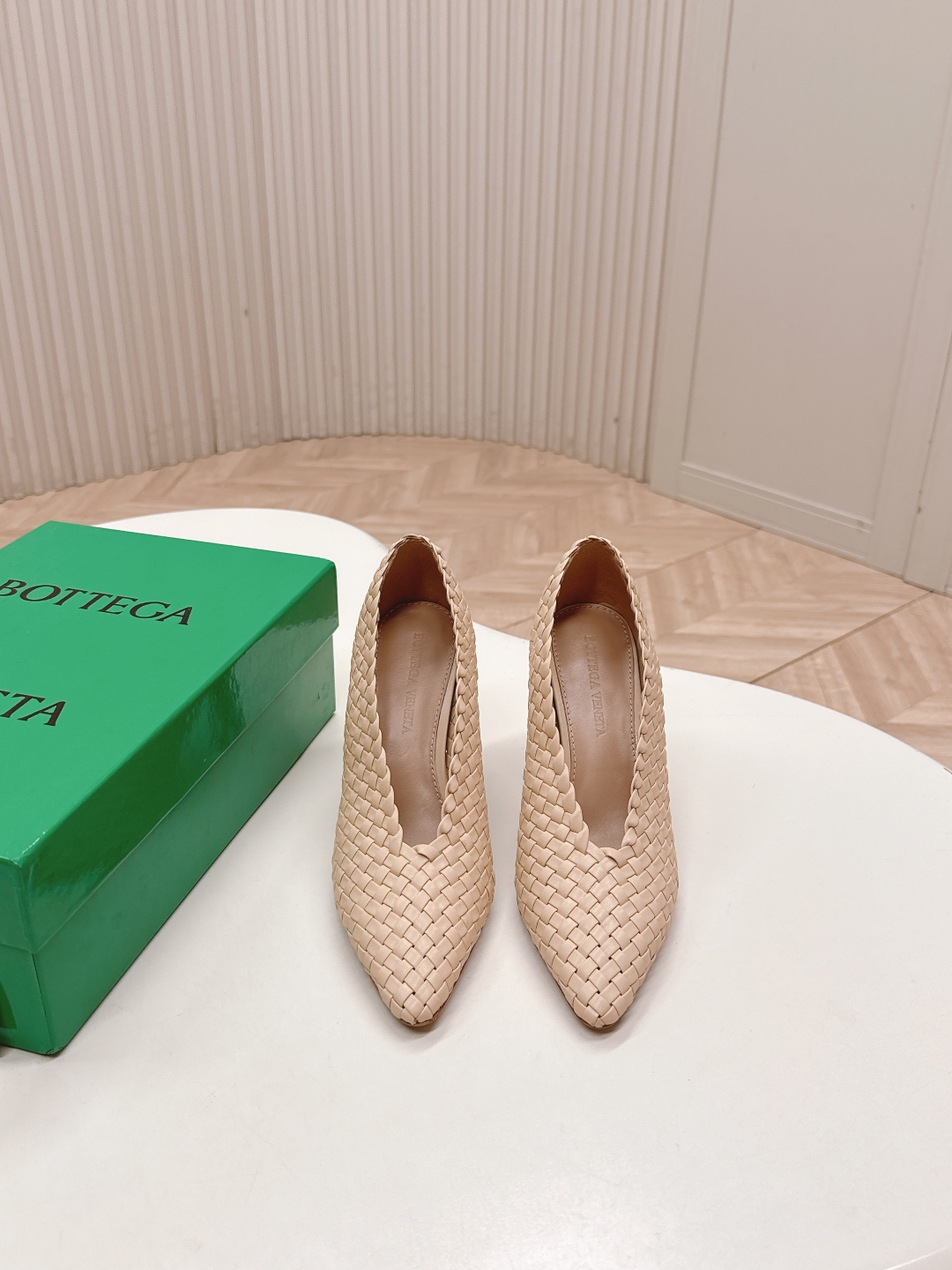 Hand-Woven Leather Shoes: BV2025 Series with Italian Leather Bottoms and High-End Comforts - 图片 3