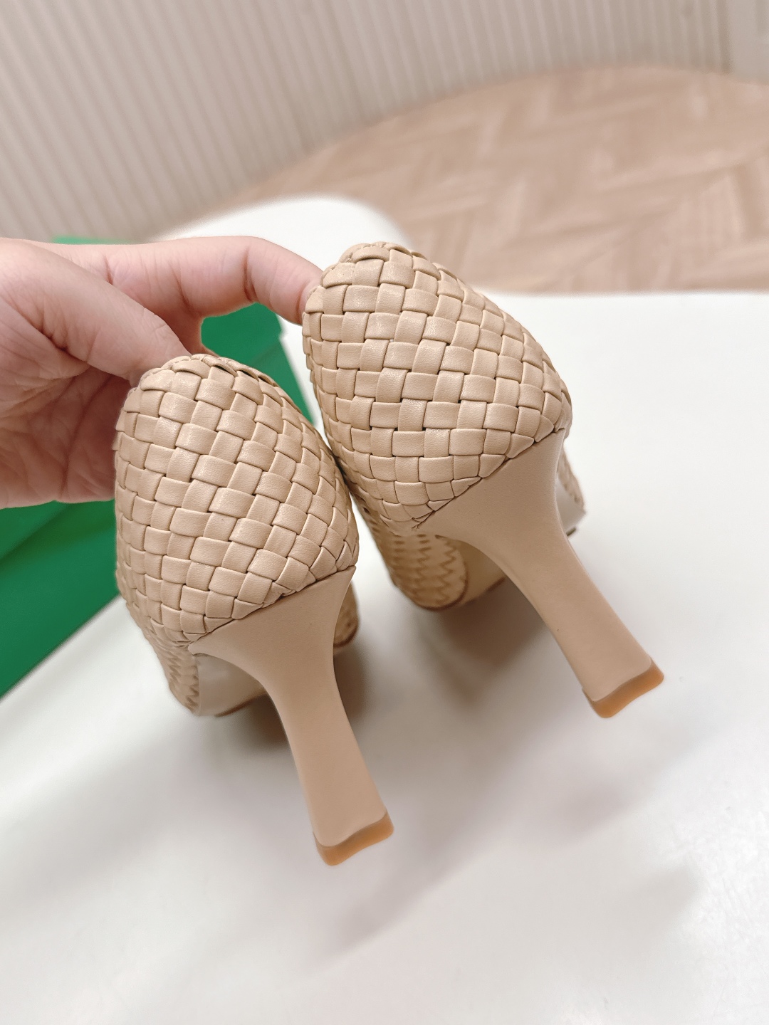 Hand-Woven Leather Shoes: BV2025 Series with Italian Leather Bottoms and High-End Comforts - 图片 9