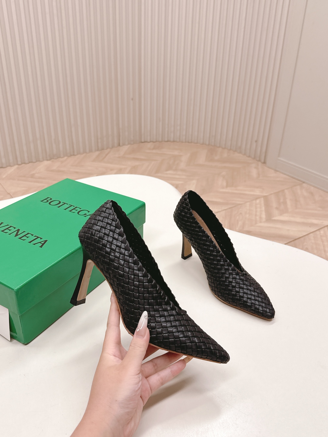 Handmade Crocheted Leather Shoes: BV2025 Series with High-End Comforts and Italian Craftsmanship - 图片 5