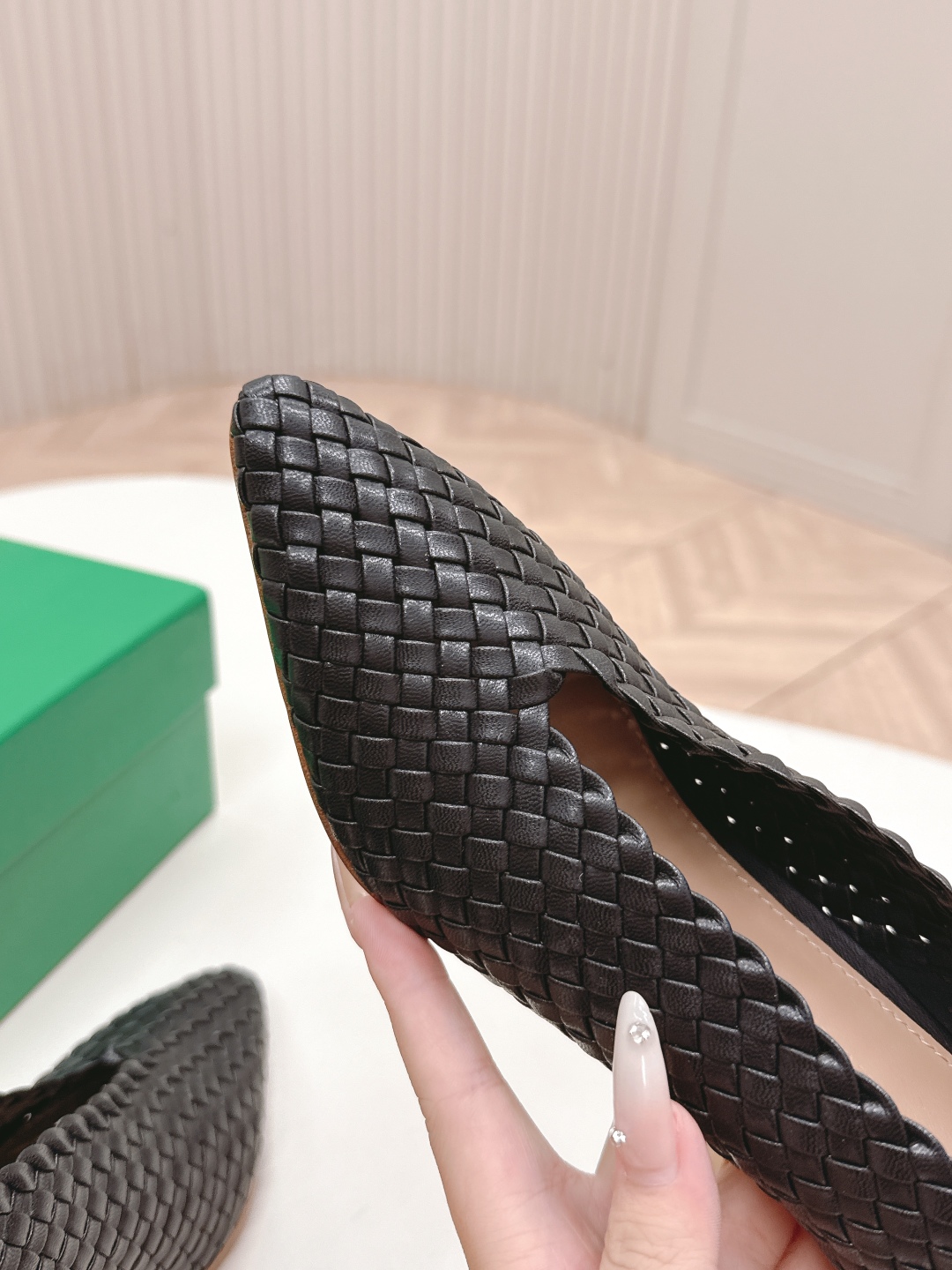 Handmade Crocheted Leather Shoes: BV2025 Series with High-End Comforts and Italian Craftsmanship - 图片 6