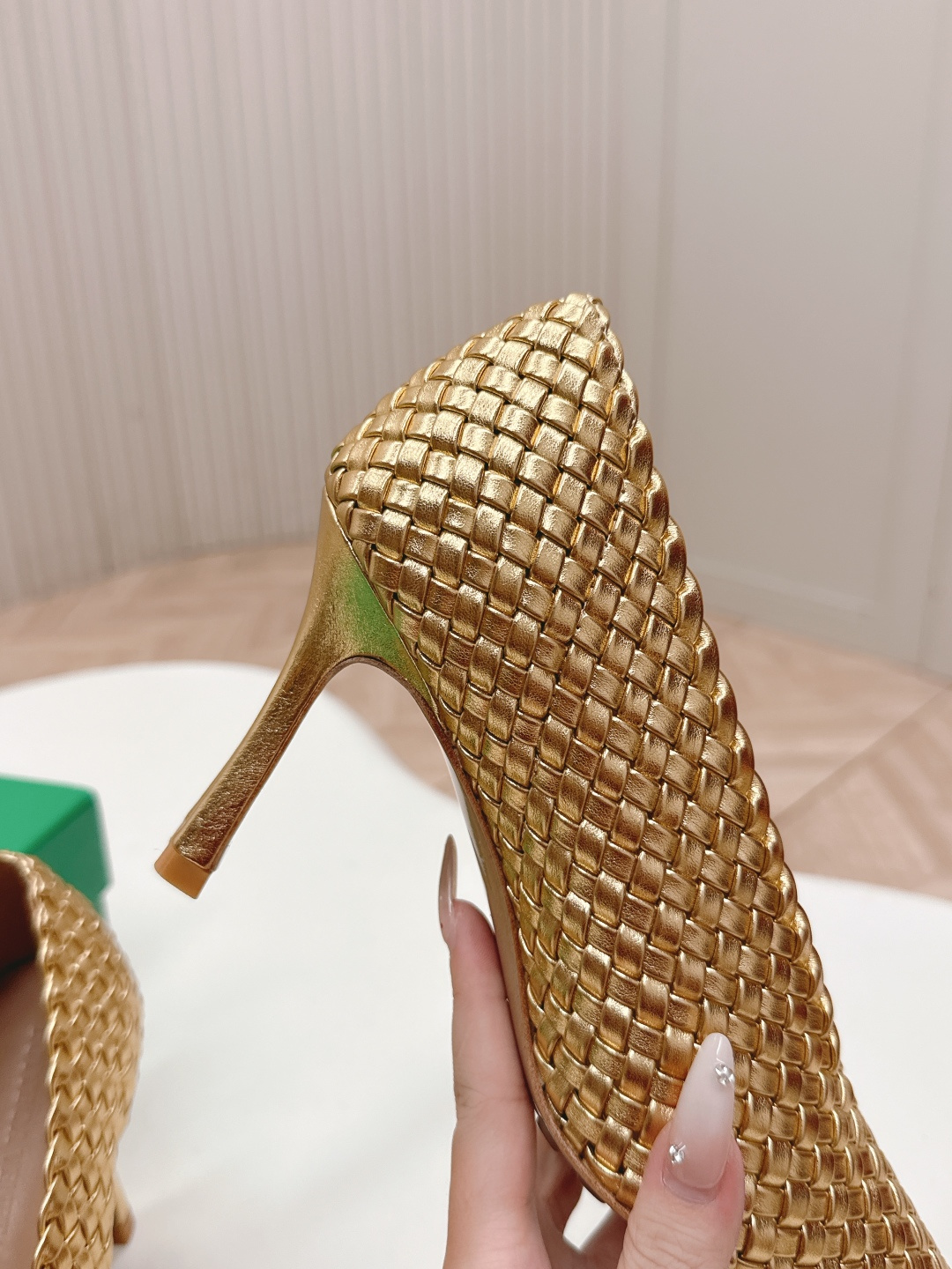 Hand-Made Seamless Crocheted Leather Shoes: BV2025 Series Overview - 图片 7