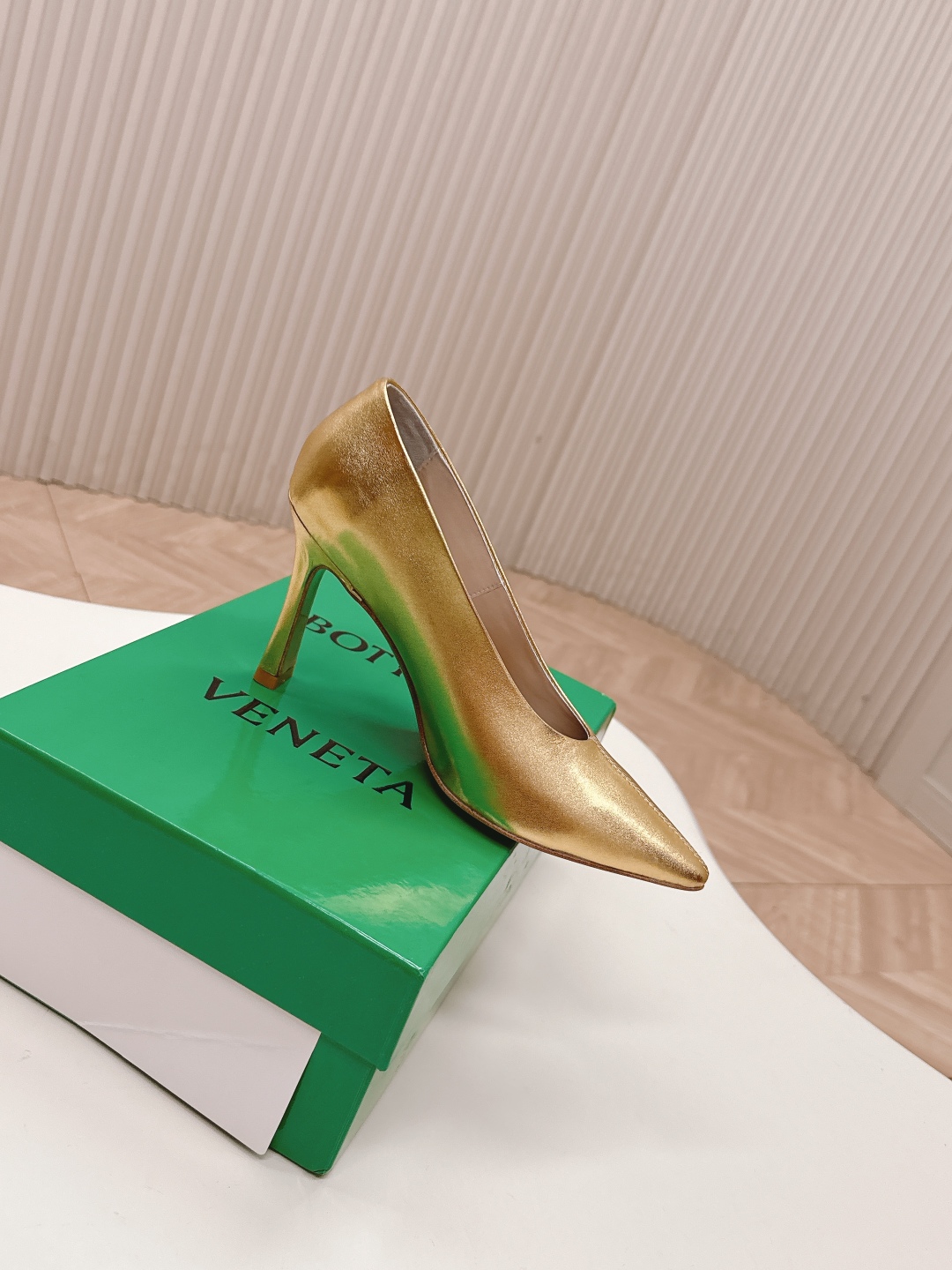 “BV2025 High Heels: Elegant Italian Leather Comfort for Travel, Sizes 35-40” - 图片 4