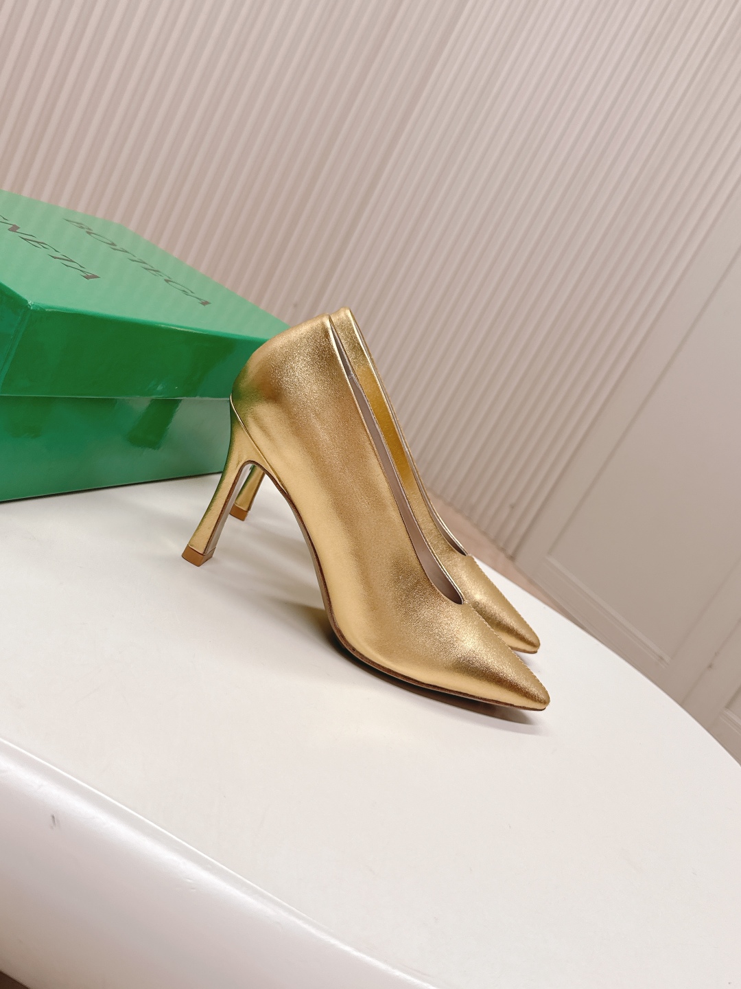 “BV2025 High Heels: Elegant Italian Leather Comfort for Travel, Sizes 35-40” - 图片 3