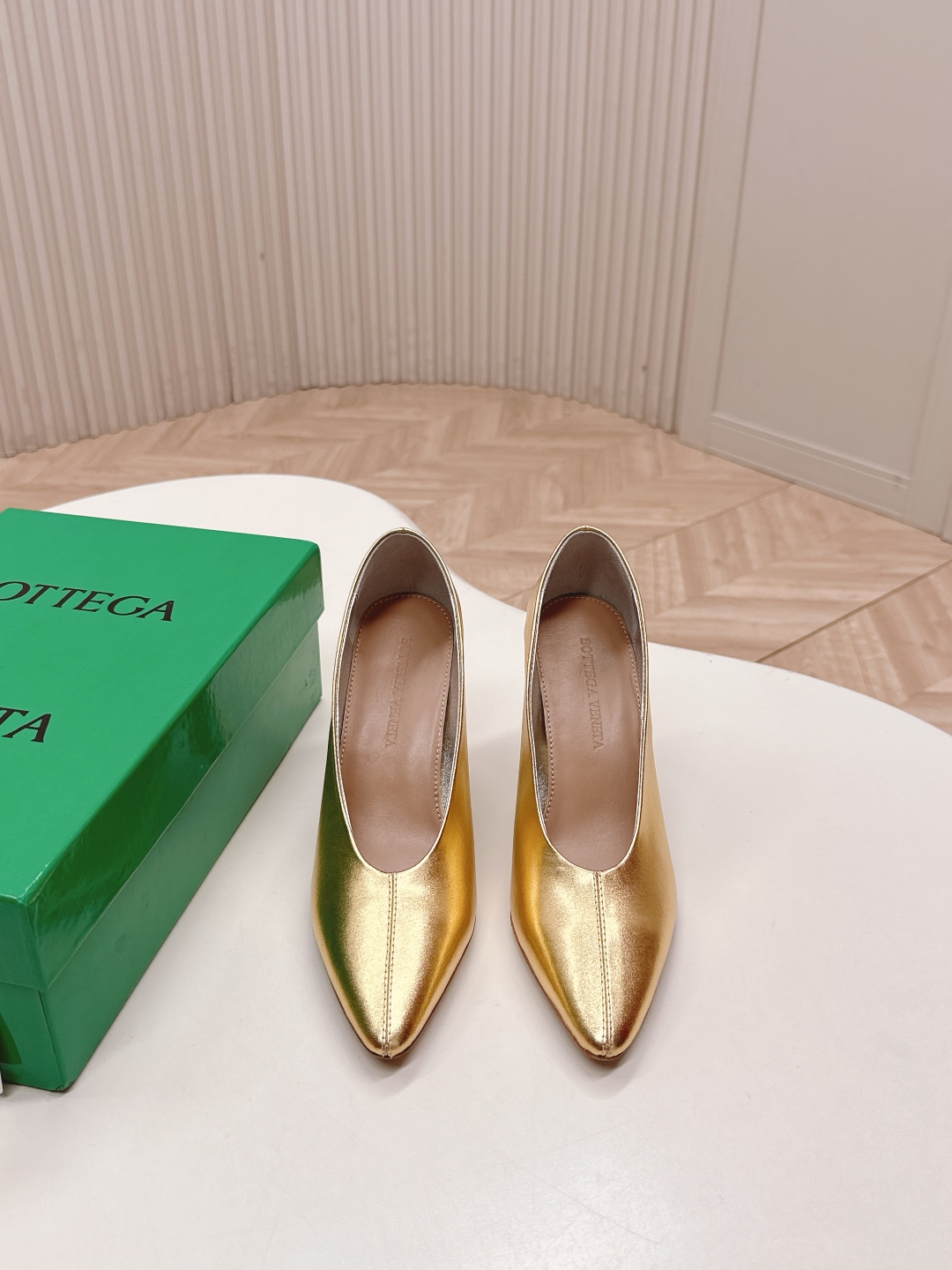 “BV2025 High Heels: Elegant Italian Leather Comfort for Travel, Sizes 35-40” - 图片 2