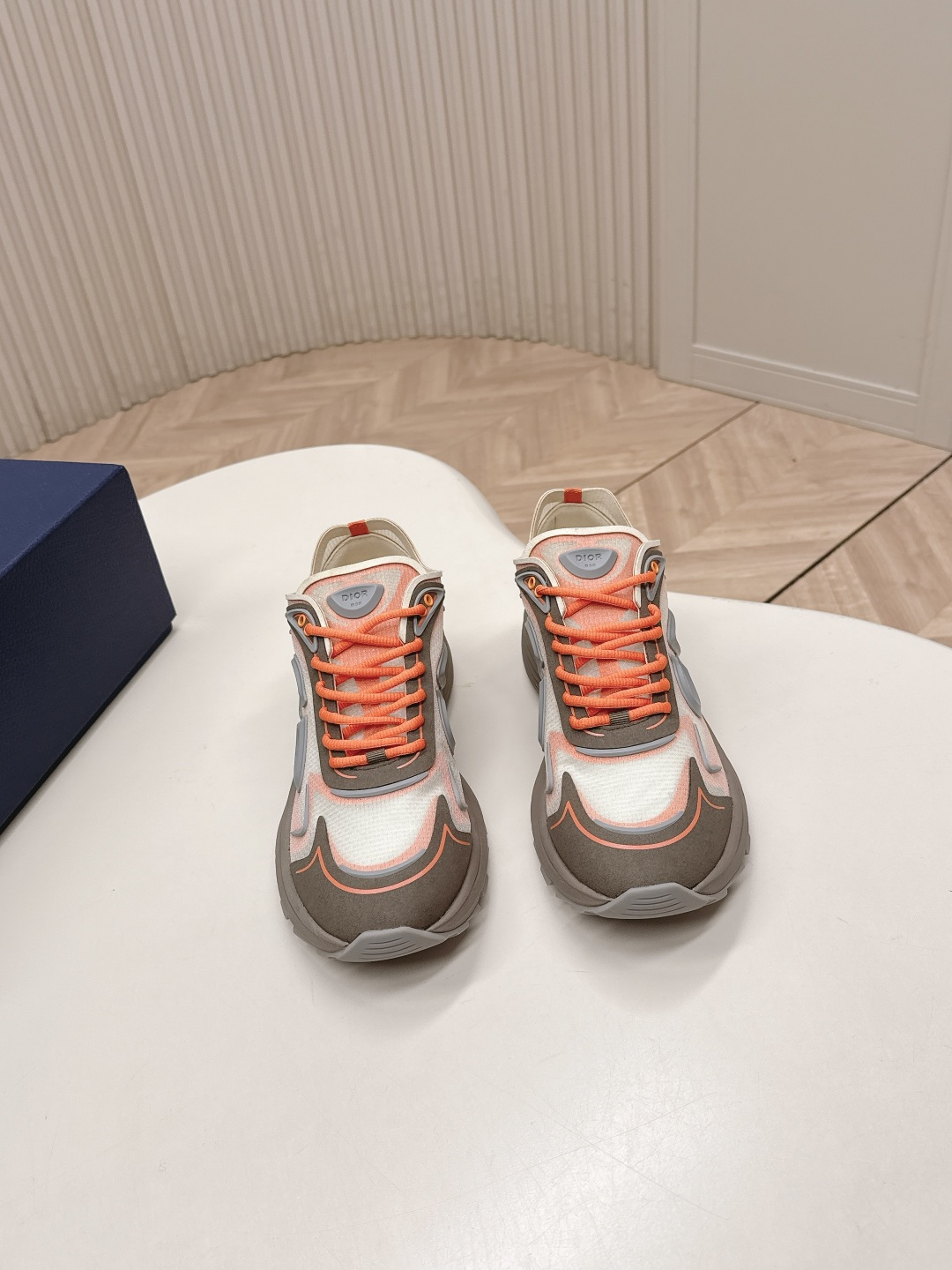 NO:682452,Top Edition Men's Dior Dior 26 Brand New B30 New Color Series!  !  Classic upgrades collide with new sparks. Popular casual shoes and sports shoes. The original demolition is a perfect one-to-one reproduction. The workmanship details are in place. The original customized materials are awesome. The latest element combination. Fashionable and casual personality. Versatile. The fabric is original and customized. Electric embroidery on the fabric. The inner leather is breathable mesh. The original molding pad for the feet. The original one-to-one molded TPU foam for the outsole.  Order men's size 37-45.37.38.46.47, casual shoes/sports shoes, dior, dior, sneakers19860909顶版 男款 迪奥Dior 26款 全新 B30 新色系！！ 经典升级碰撞新火花 火爆休闲鞋 运动鞋 原版爆拆一比一完美复刻 工艺做工细节到位 原版定制材料 超赞 最新元素组合 时尚休闲个性 百搭 面料原版定制布面电绣 内里皮面拼透气网布 垫脚原版成型垫 大底原版一比一开模TPU发泡 码数男码37-45.37.38.46.47订,休闲鞋/运动鞋,dior,dior,sneakers,Women's Shoes