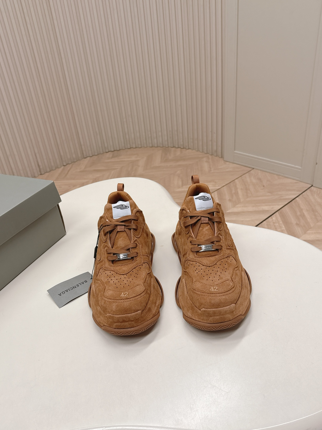 NO:682447,The top couple model Balenciaga 2026 new color TripleS Tape Type is coming. The Devil No. 1 dad shoes are simply amazing! The trendy feeling is directly full! The unique design makes people fall in love at first sight, and it will definitely turn heads when walking on the street. Wear it, you are the trend leader, showing unique fashion charm.  Don’t hesitate, get this pair of trendy shoes quickly and become a fashionista! 35-44. (45.46) fixed, casual shoes/sports shoes, balenciaga, balenciaga, sneakers19860909顶级  情侣款 巴黎世家 balenciaga 2026新款新色 TripleS Tape Type 来袭 魔鬼一号老爹鞋 简直太绝啦!潮感直接拉满! 独特的设计,让人一眼就爱上,走在街上绝对回头率爆表. 穿上它,你就是潮流的引领者,展现与众不同的时尚魅力. 别犹豫,赶紧入手这双潮鞋,成为时尚达人!35-44.(45.46)定,休闲鞋/运动鞋,balenciaga,balenciaga,sneakers,Women's Shoes