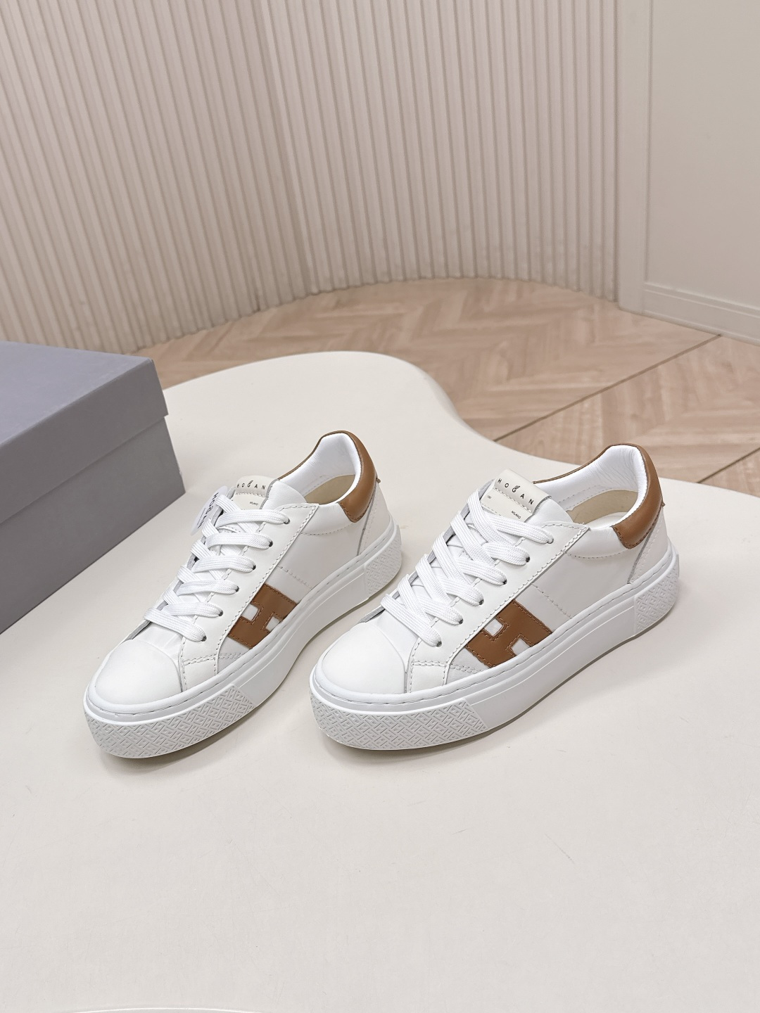 Alexander McQueen HOGAN H705 运动鞋 休闲厚底小白鞋