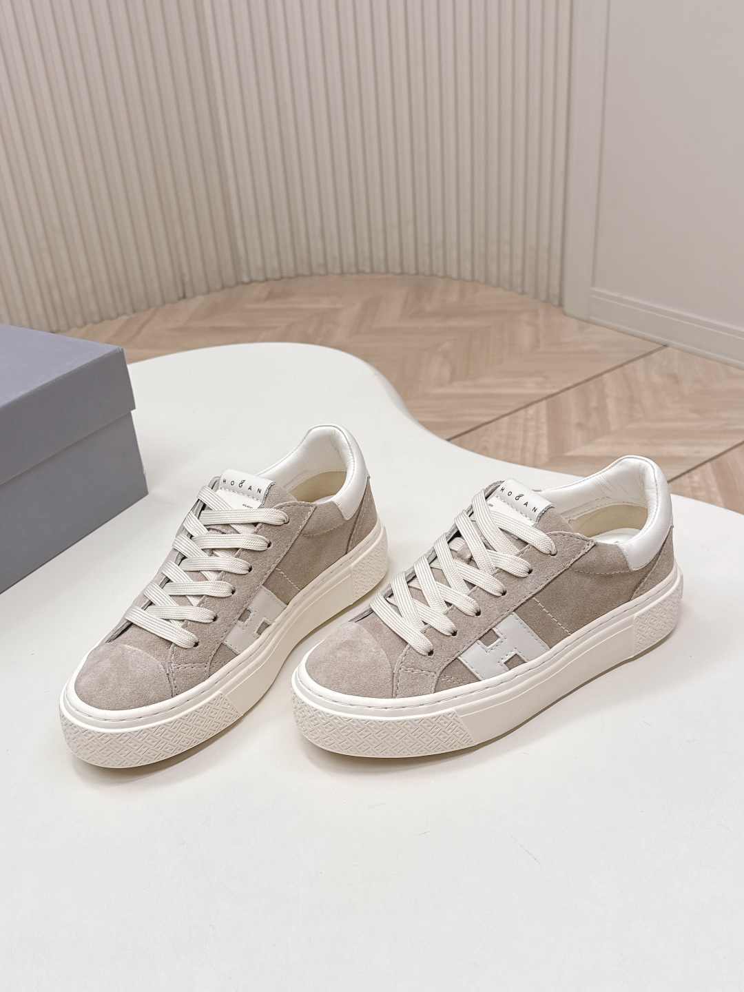 Alexander McQueen HOGAN H705 运动鞋 休闲厚底小白鞋