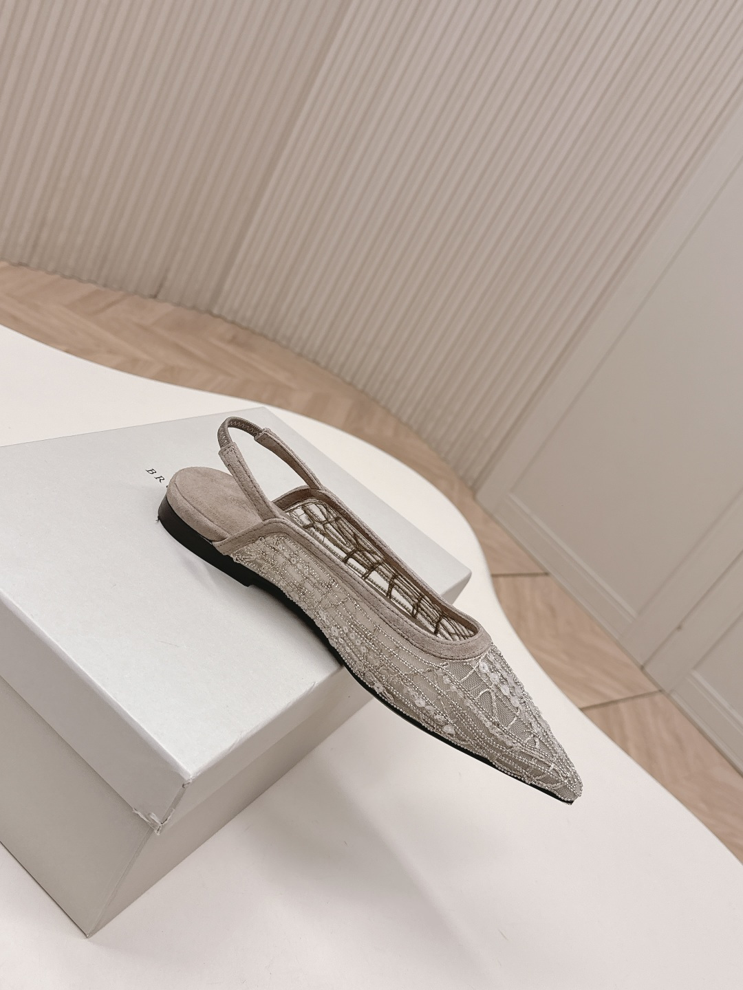 Brunello Cucinelli Brunello Cucinelli 26ss新品手工缝珠刺绣网纱拖鞋