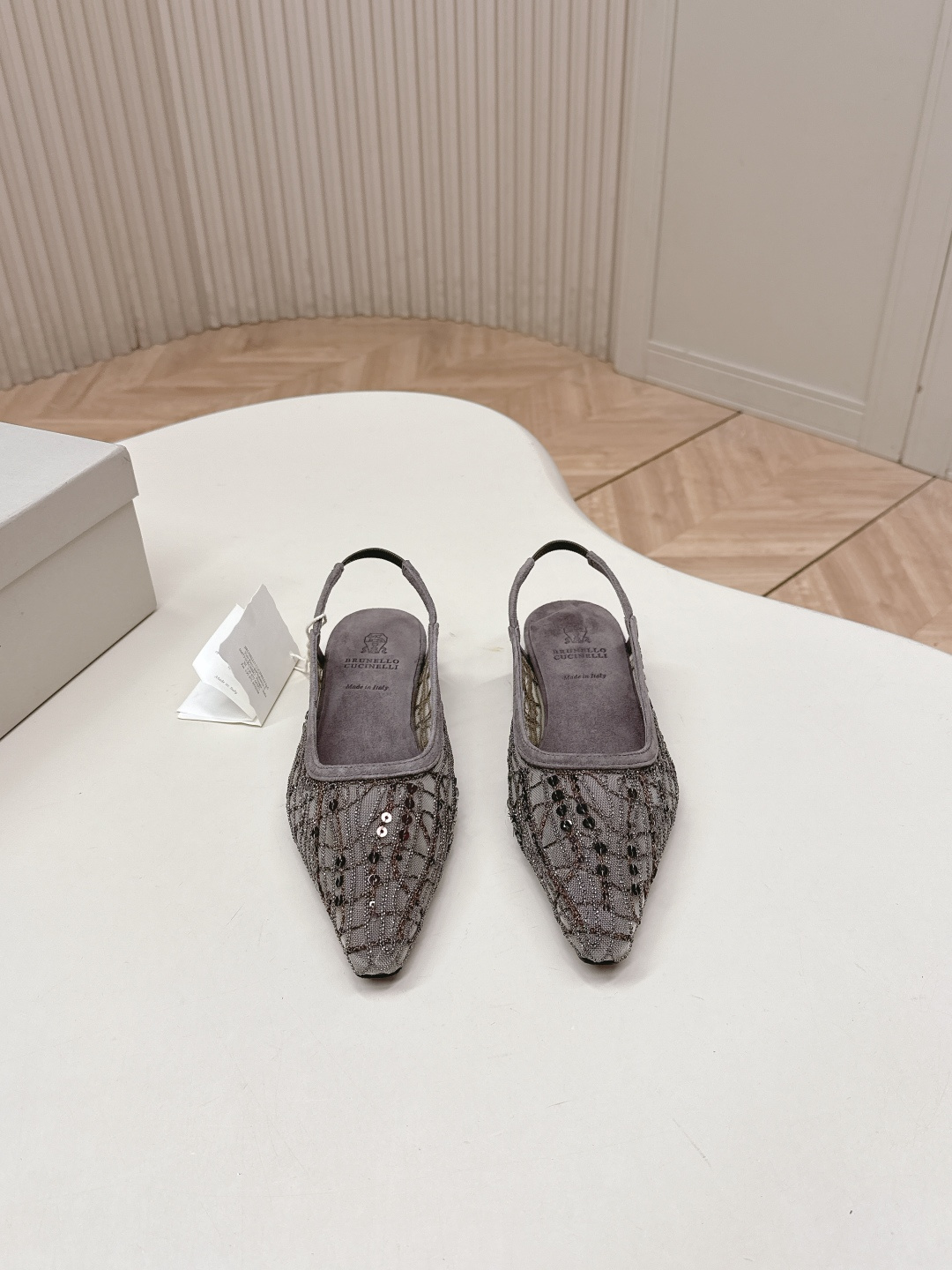 Brunello Cucinelli Brunello Cucinelli 26ss新品手工缝珠刺绣网纱拖鞋