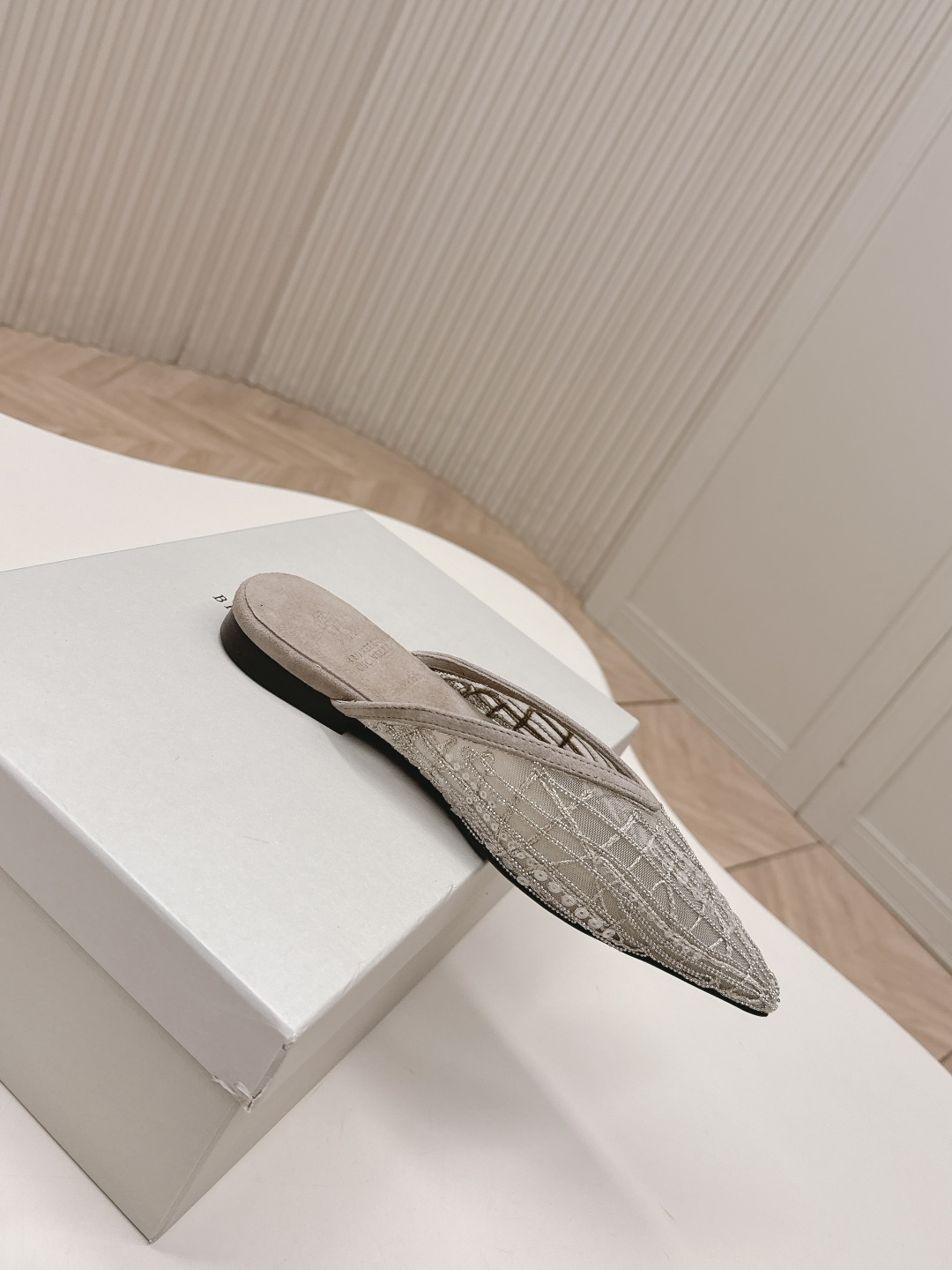 Brunello Cucinelli Brunello Cucinelli 26ss新品手工缝珠刺绣网纱拖鞋