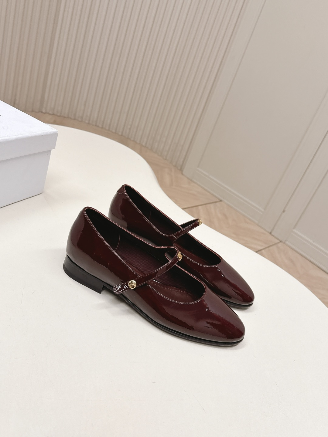 Celine 高版本 塞琳 CELINE 2026新春款 凯旋门乐福鞋 小皮鞋 百搭系列 ins种草神器 质检超好 、镜头感满分而且非常舒适
