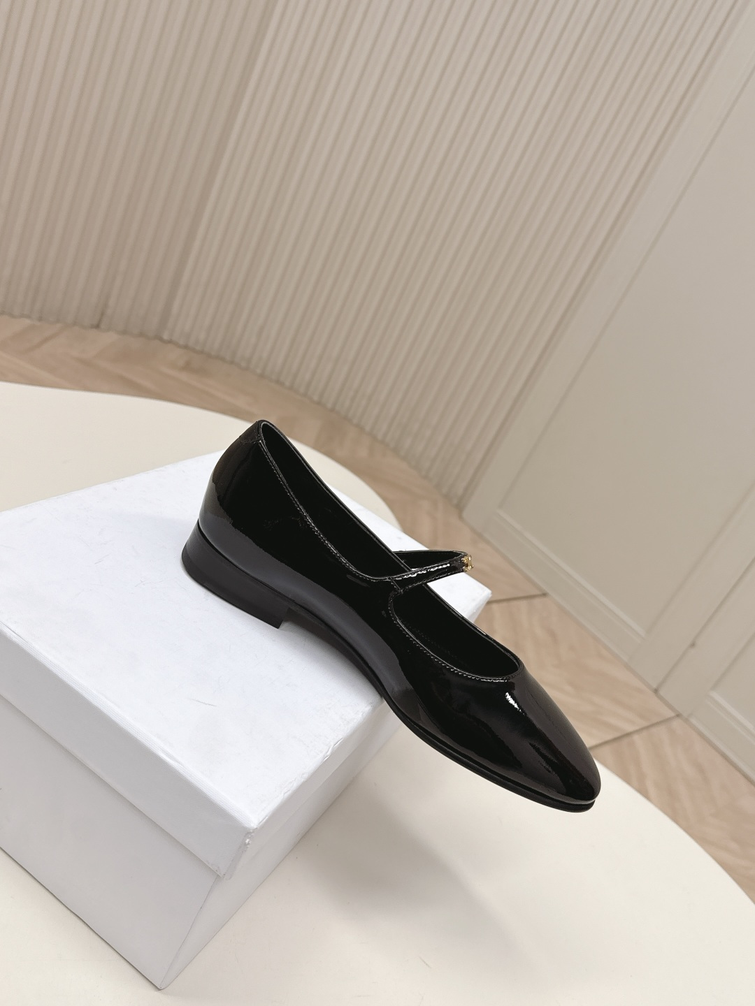Celine 高版本 塞琳 CELINE 2026新春款 凯旋门乐福鞋 小皮鞋 百搭系列 ins种草神器 质检超好 、镜头感满分而且非常舒适