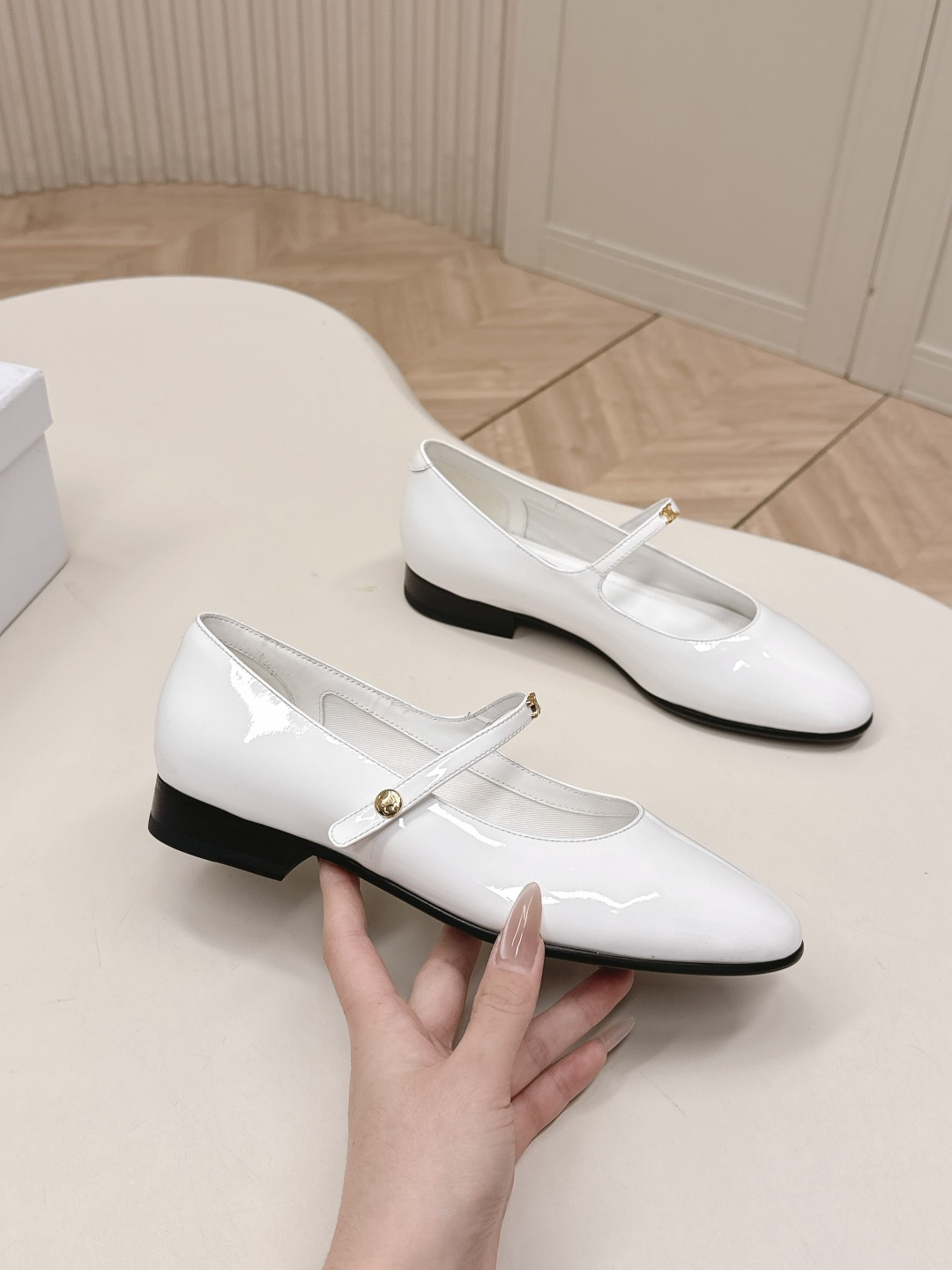 Celine 高版本 塞琳 CELINE 2026新春款 凯旋门乐福鞋 小皮鞋 百搭系列 ins种草神器 质检超好 、镜头感满分而且非常舒适