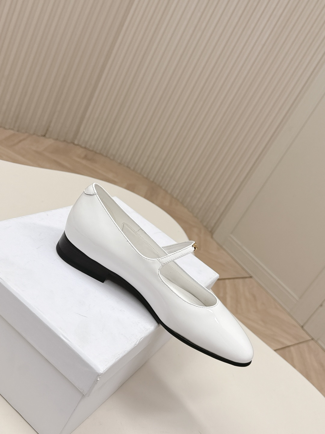 Celine 高版本 塞琳 CELINE 2026新春款 凯旋门乐福鞋 小皮鞋 百搭系列 ins种草神器 质检超好 、镜头感满分而且非常舒适