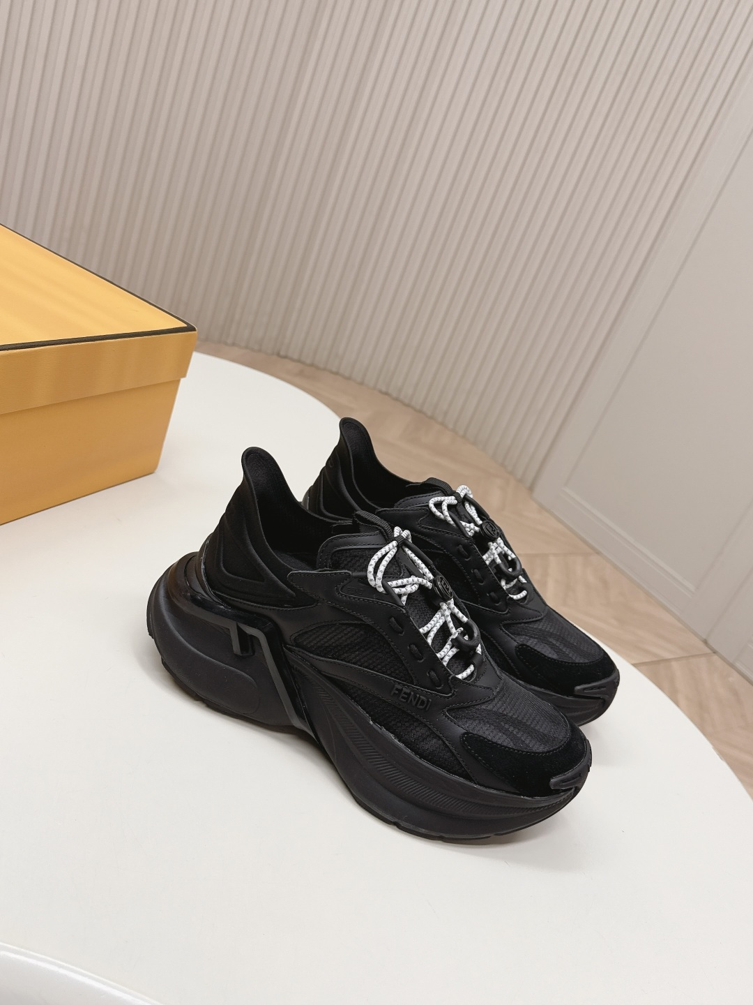 Fendi FENDI芬迪 最新F-Light系列 厚底 休闲 运动鞋 跑鞋