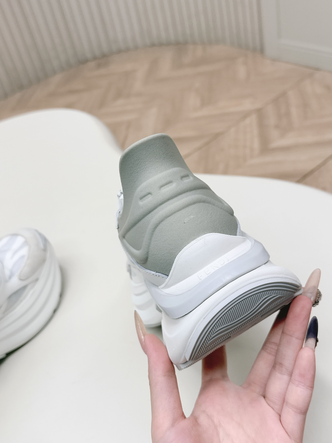 Fendi FENDI芬迪 最新F-Light系列 厚底 休闲 运动鞋 跑鞋