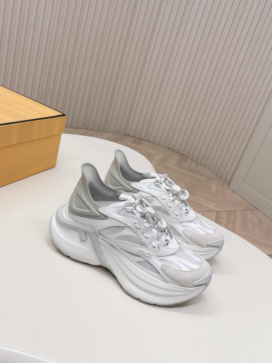 Fendi FENDI芬迪 最新F-Light系列 厚底 休闲 运动鞋 跑鞋