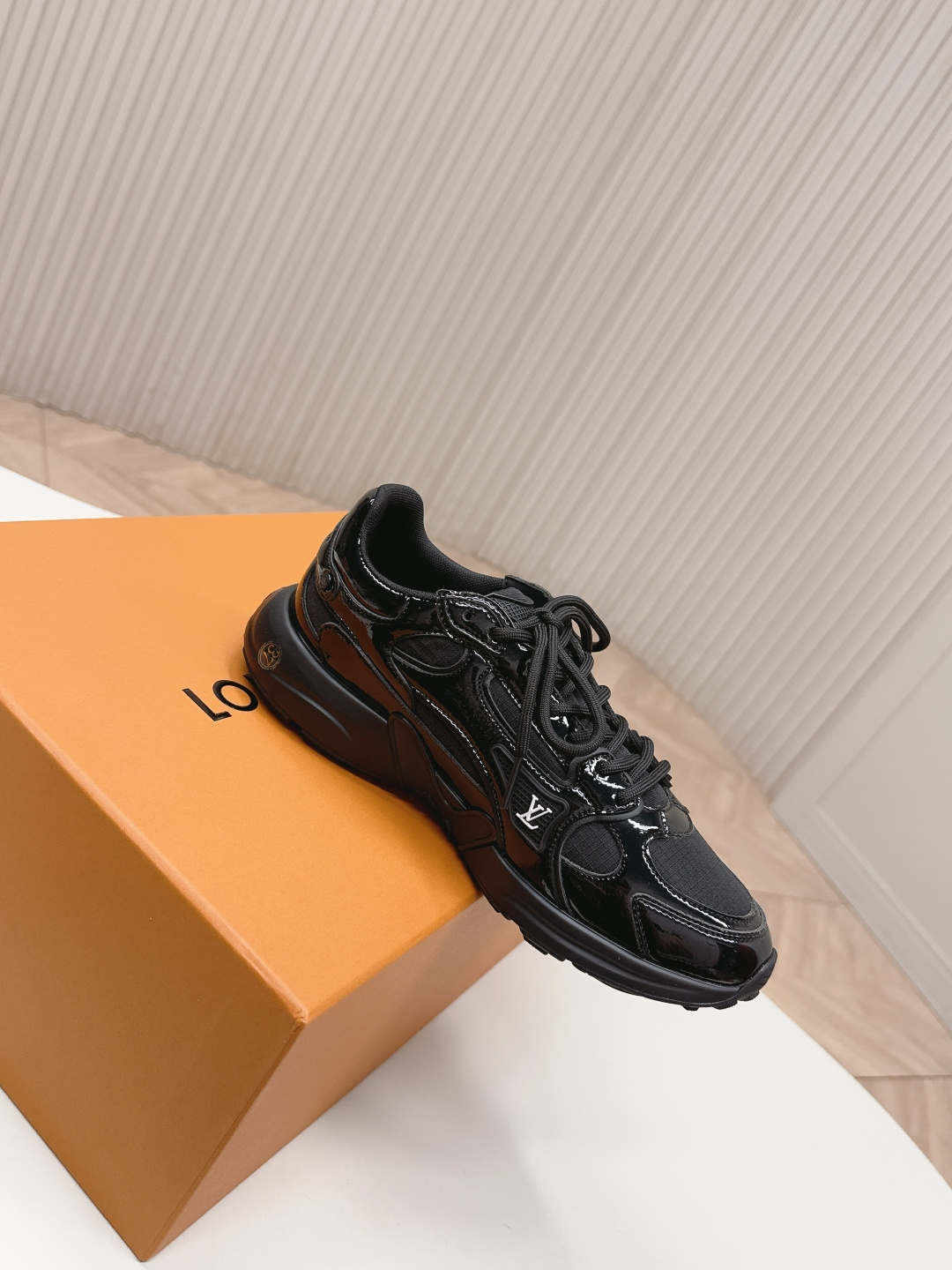 Louis Vuitton LV 路易威登 26新款 OLYMPIA休闲运动鞋