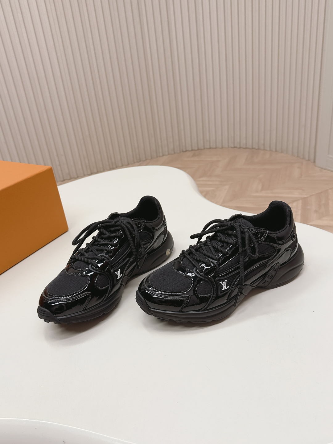 Louis Vuitton LV 路易威登 26新款 OLYMPIA休闲运动鞋