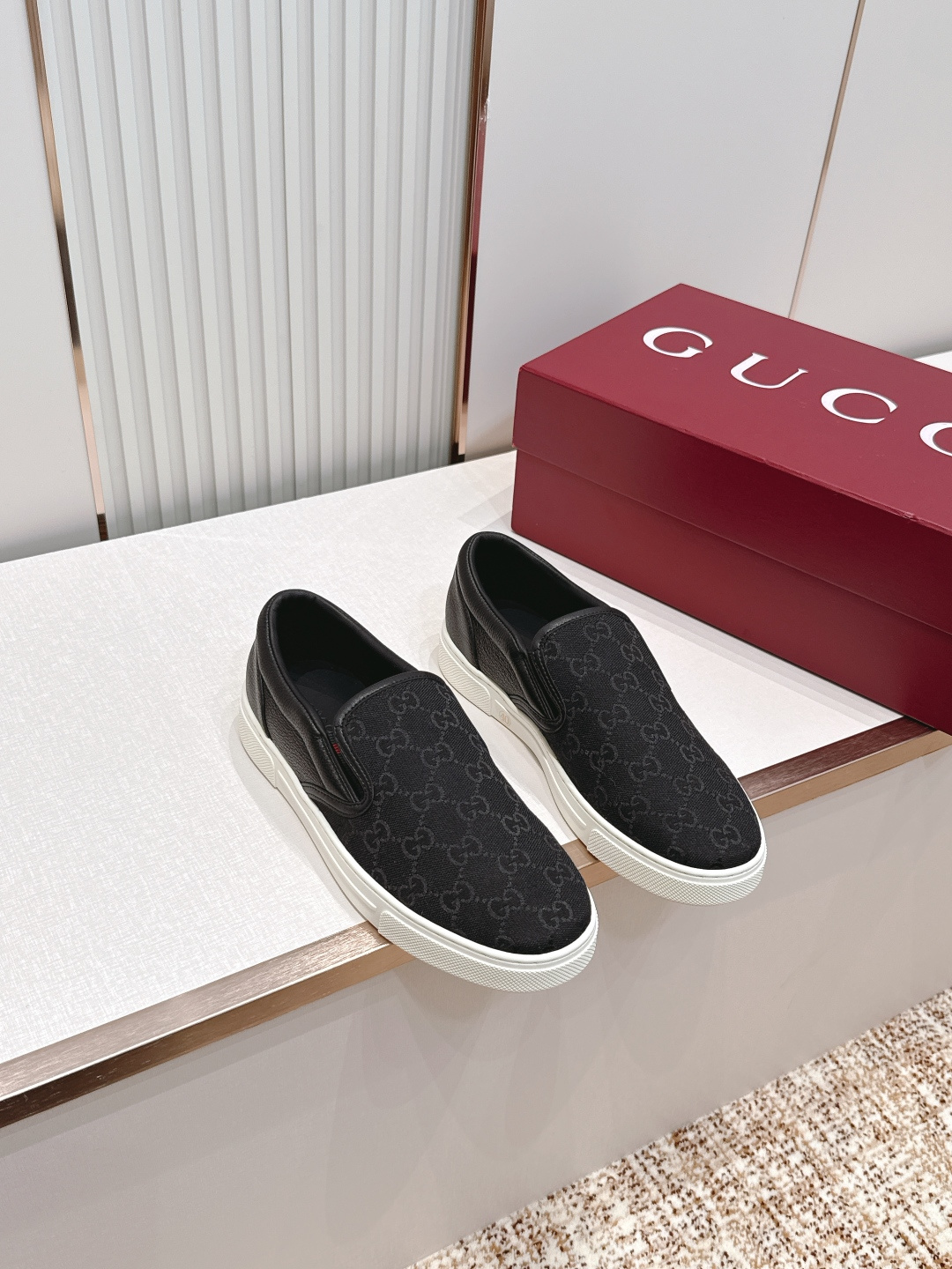 GUCCI·古驰 2026ss男码新款 G家Ace系列蜜蜂小白鞋滑板鞋休闲乐福鞋顶级版本🔝原版购入开发做