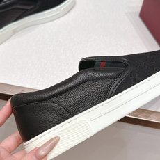 GUCCI·古驰 2026ss男码新款 G家Ace系列蜜蜂小白鞋滑板鞋休闲乐福鞋顶级版本🔝原版购入开发做 GUCCI·古驰 2026ss男码新款 G家Ace系列蜜蜂小白鞋滑板鞋休闲乐福鞋顶级版本🔝原版购入开发做