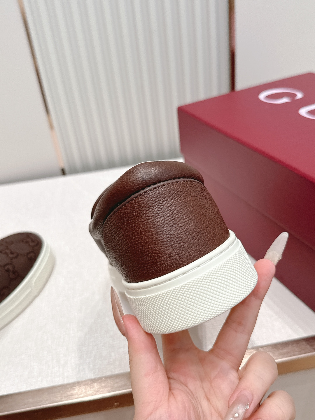 GUCCI·古驰 2026ss男码新款 G家Ace系列蜜蜂小白鞋滑板鞋休闲乐福鞋顶级版本🔝原版购入开发做