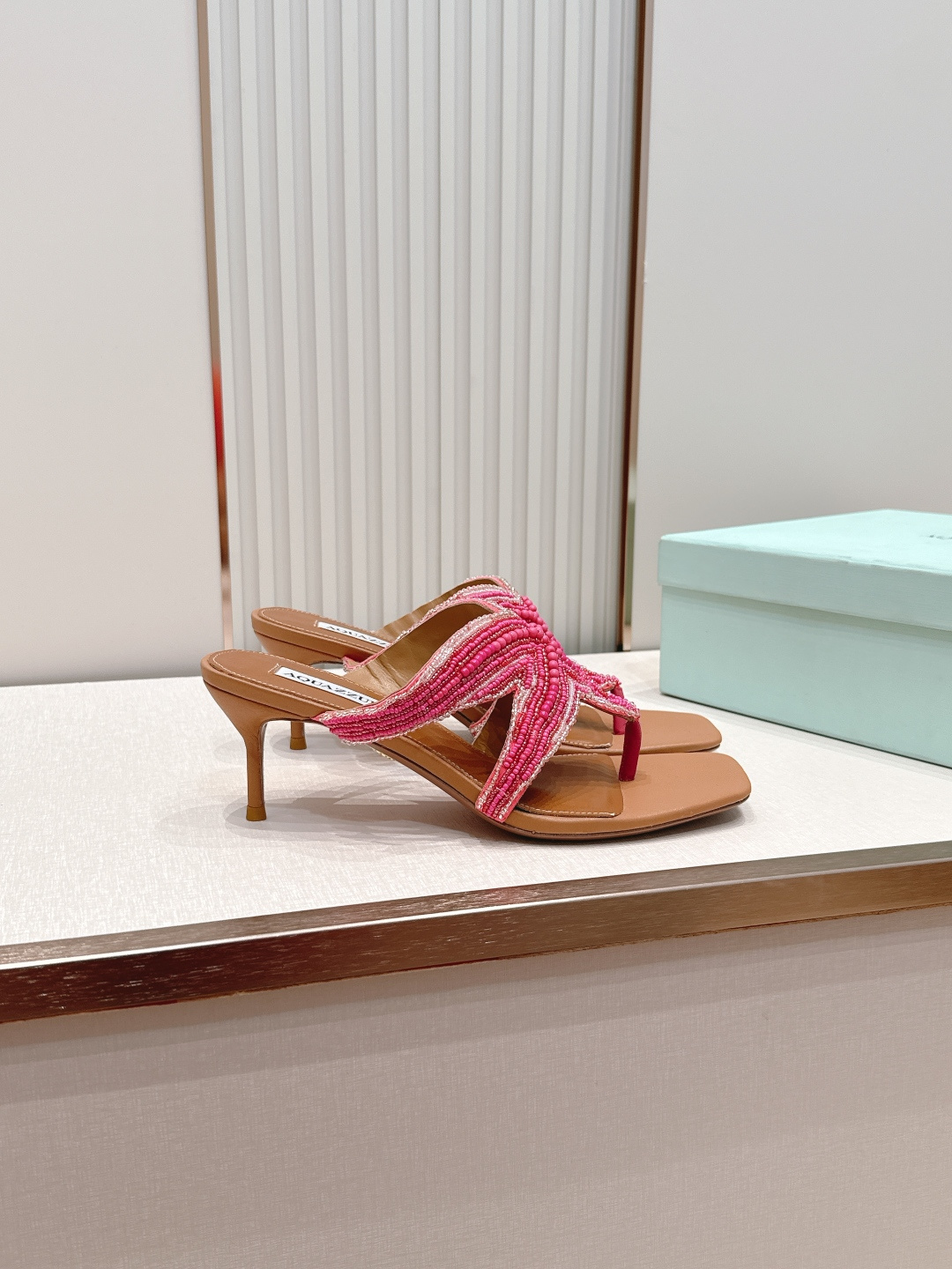 Unknown AQUAZZURA 菠萝2026凉拖鞋系列