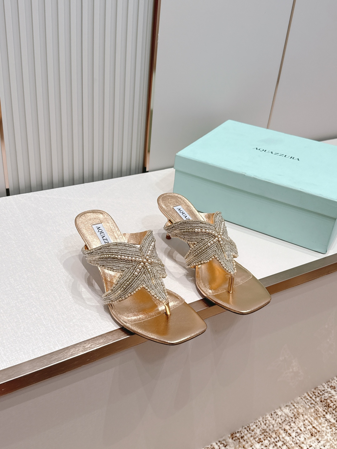 Unknown AQUAZZURA 菠萝2026凉拖鞋系列