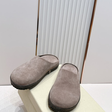 顶版 Brunello Cucinelli BC 26ss新款系列 博肯拖鞋此款凉拖鞋鞋型堪称经典,永不 顶版 Brunello Cucinelli BC 26ss新款系列 博肯拖鞋此款凉拖鞋鞋型堪称经典,永不