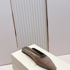 顶版 Brunello Cucinelli BC 26ss新款系列 包头半拖鞋此款凉拖鞋鞋型堪称经典,永 顶版 Brunello Cucinelli BC 26ss新款系列 包头半拖鞋此款凉拖鞋鞋型堪称经典,永